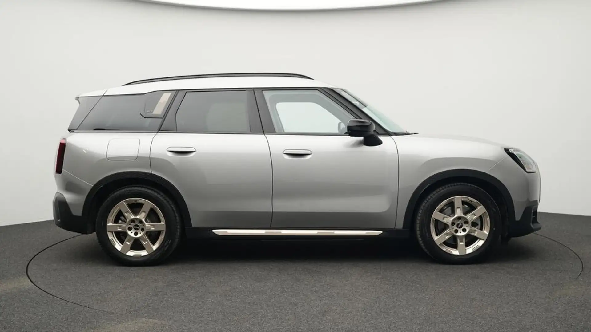 MINI Countryman SE All4 Favoured Trim Gris - 2