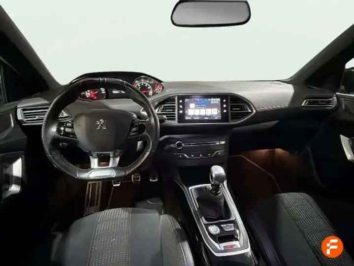 Peugeot 308 1.2 Pure Tech S&S GT Line 2017, foto 12
