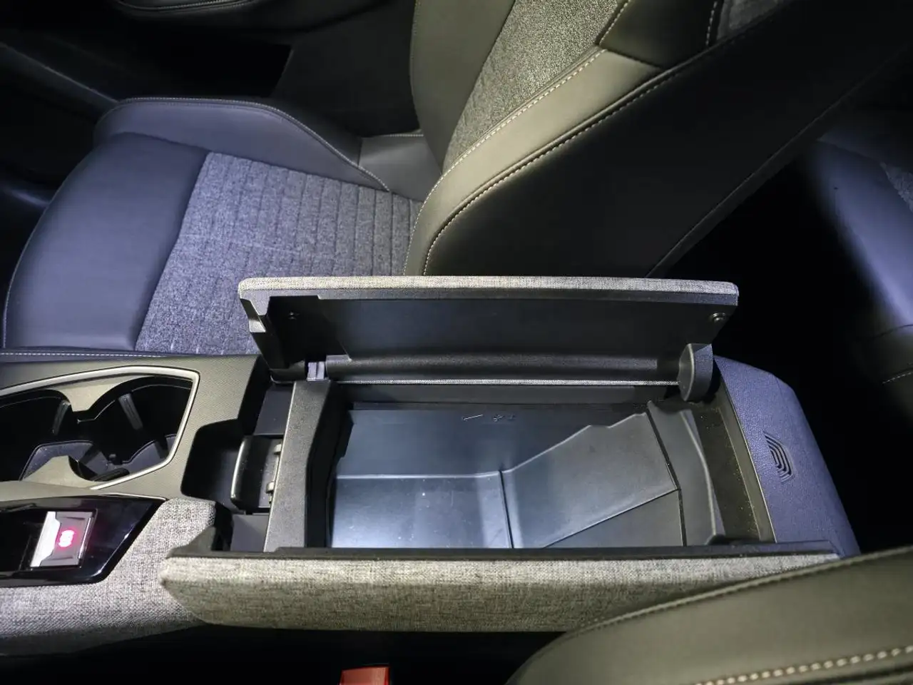 Peugeot 3008 3008 — photo 34