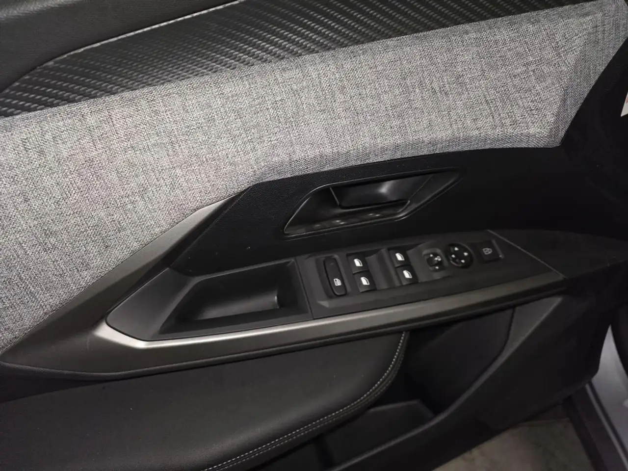 Peugeot 3008 3008 — photo 26