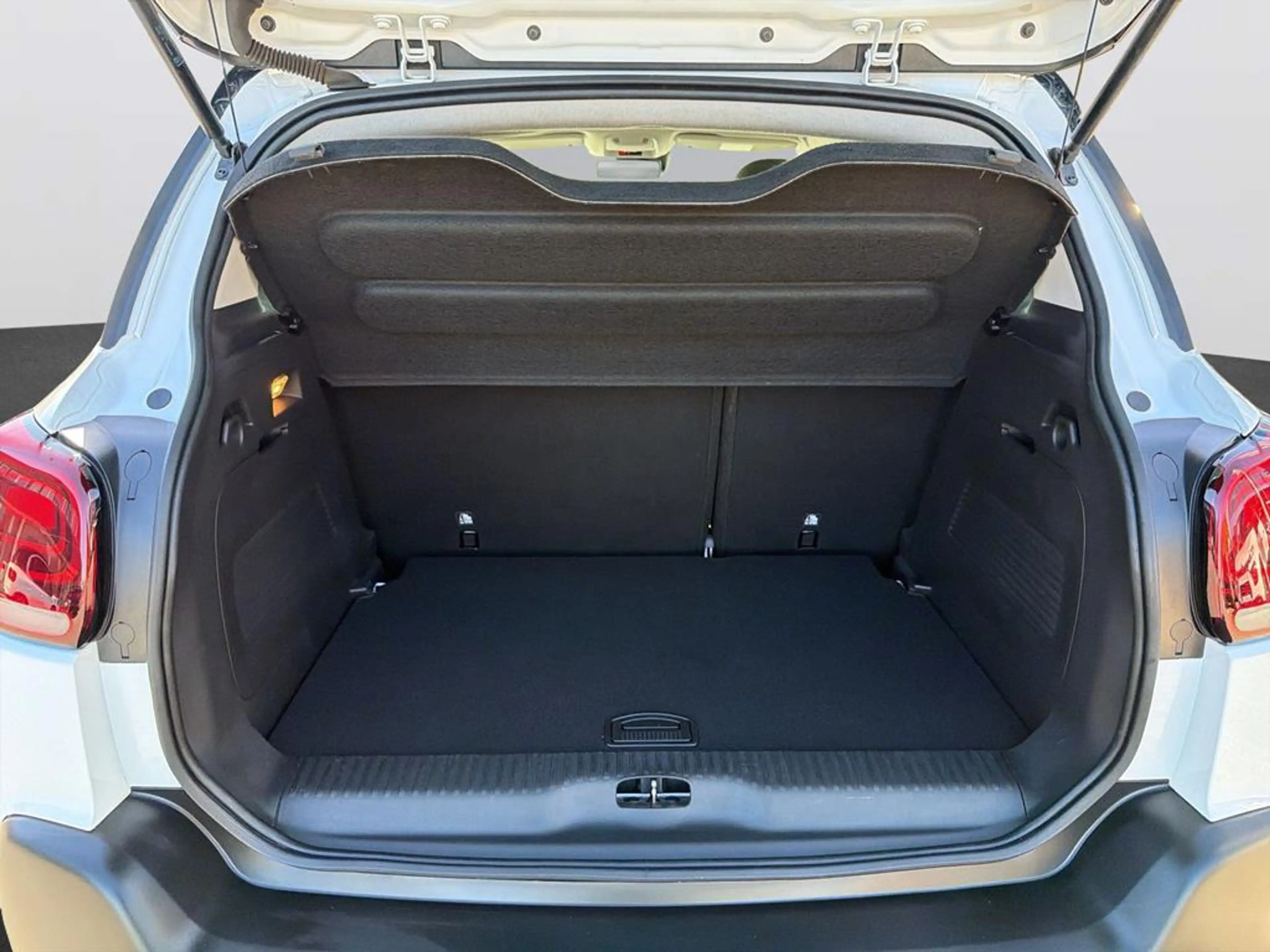 Citroen C3 Aircross C3AIRC PT130EATSHINE — photo 9