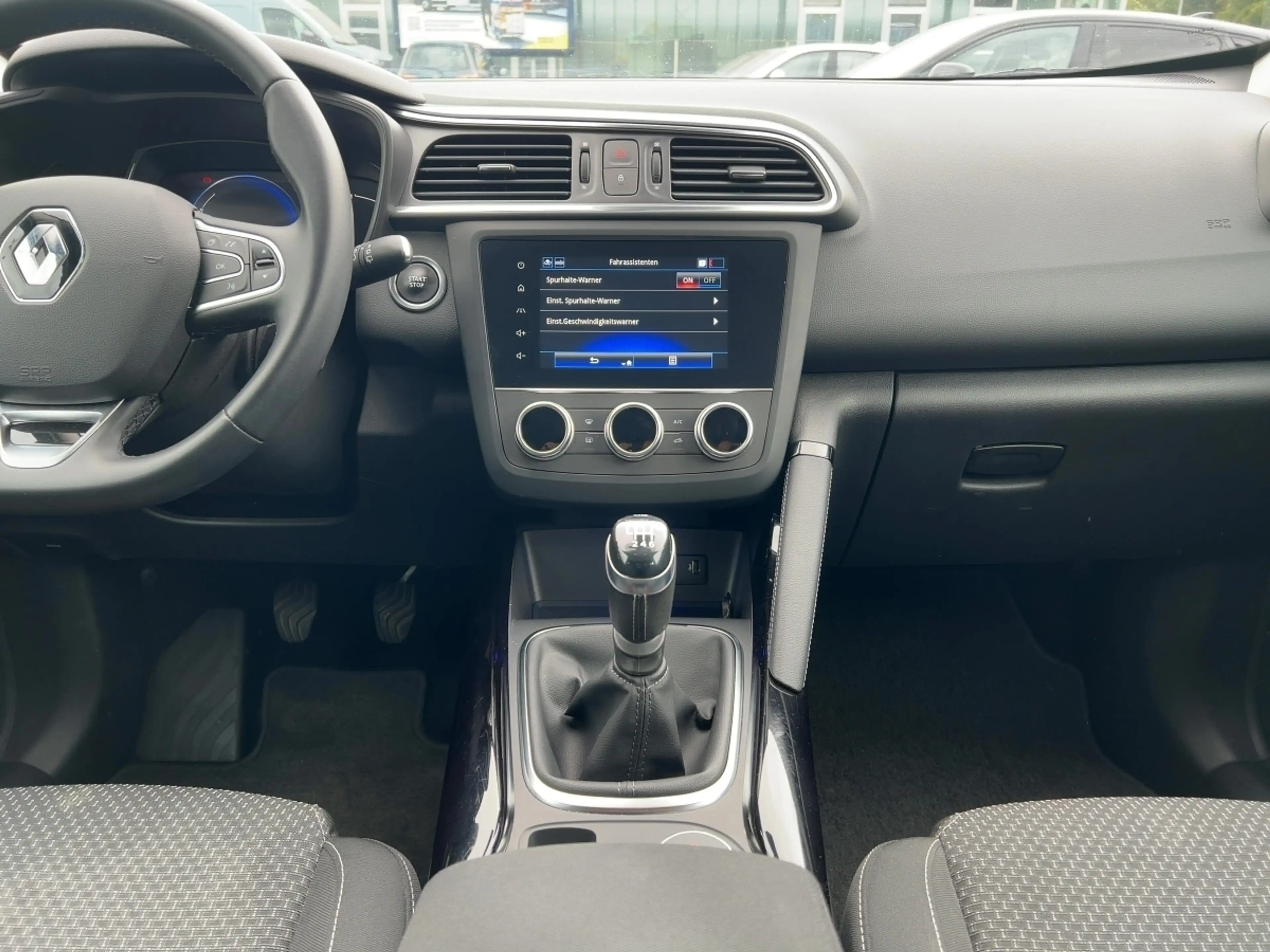 Renault Kadjar BUSINESS EDITION TCe 140 SITZHEIZUNG — photo 12
