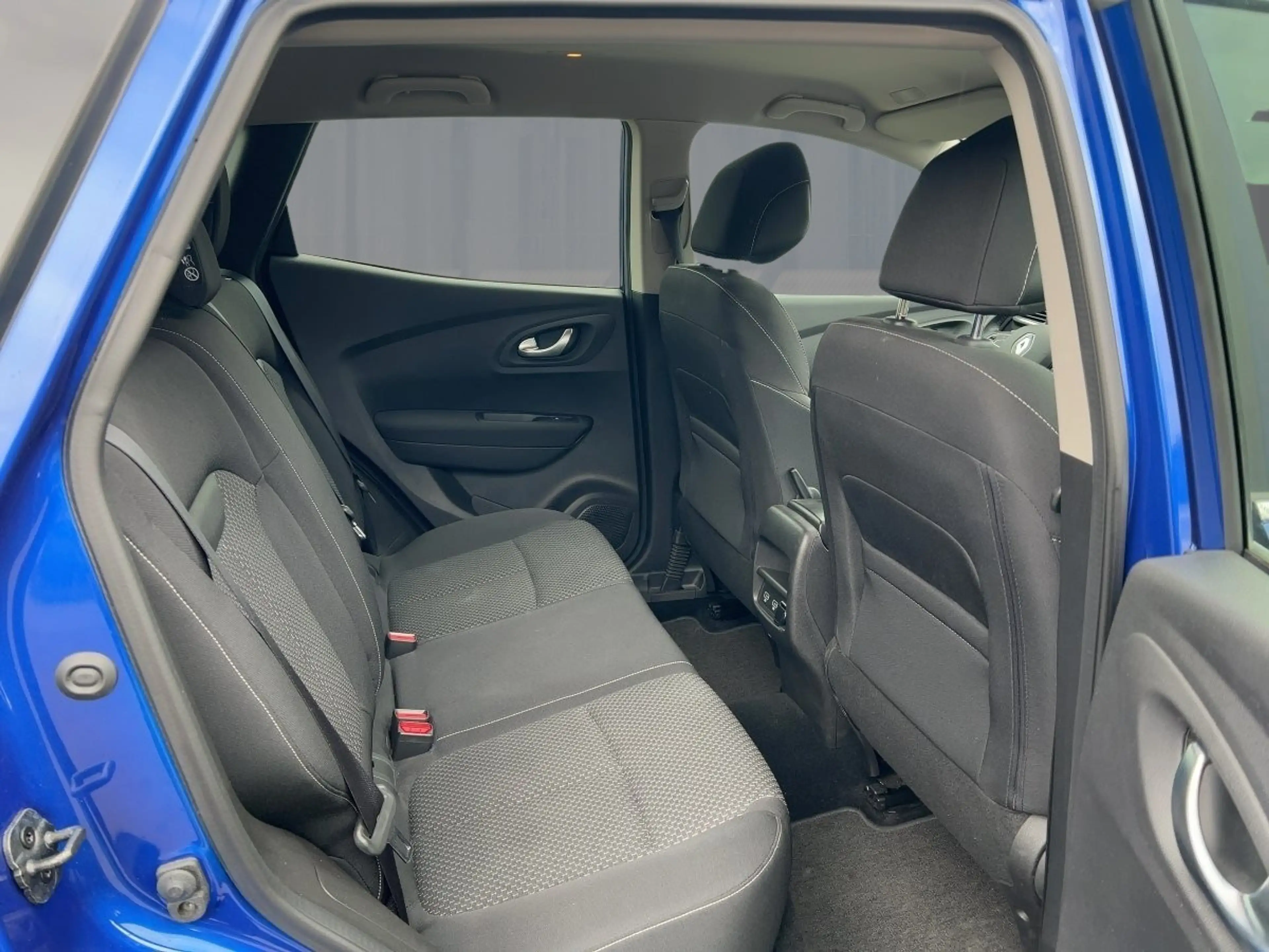 Renault Kadjar BUSINESS EDITION TCe 140 SITZHEIZUNG — photo 9