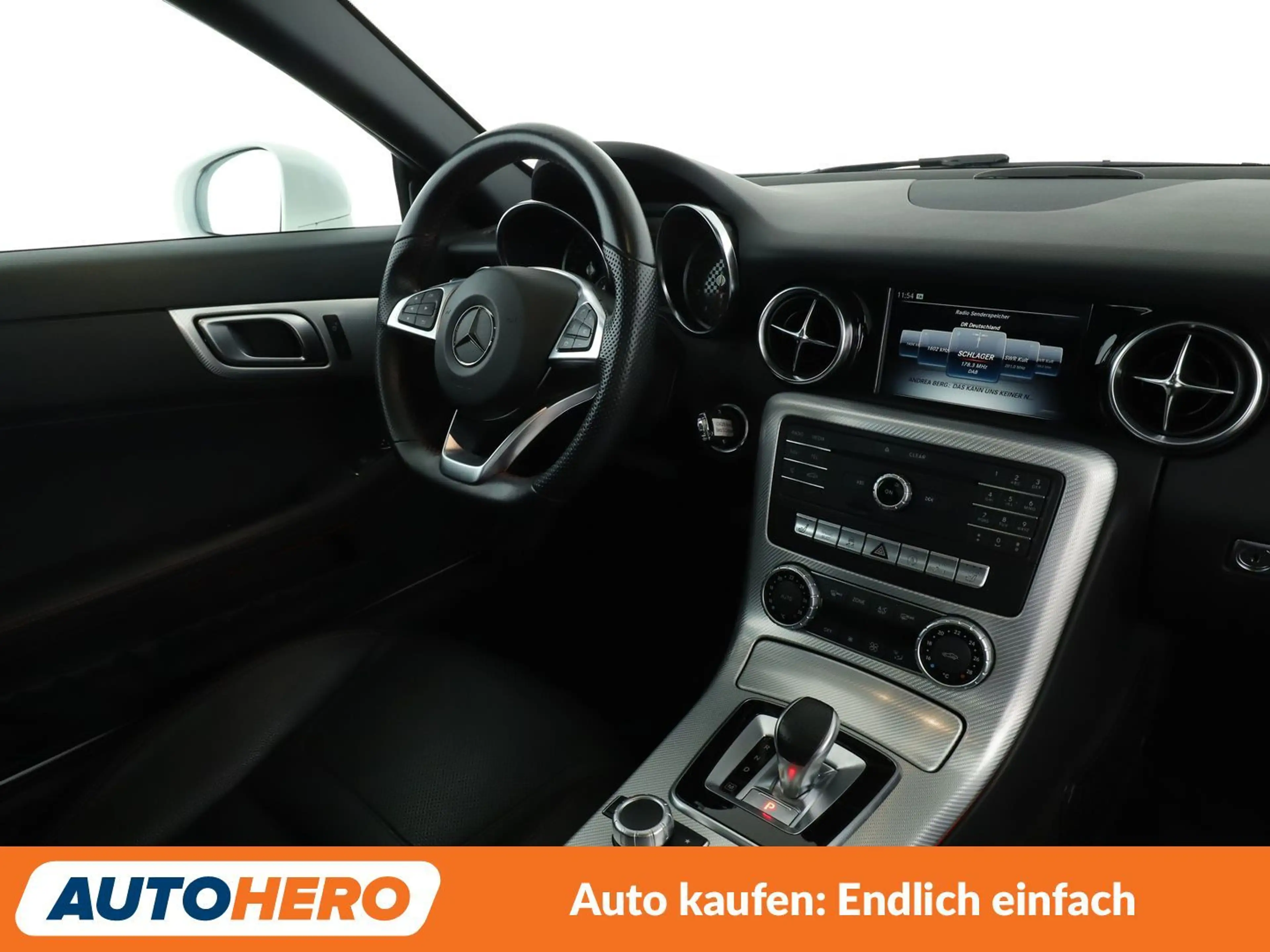 Mercedes-Benz SLC 300 SLC 300 AMG Line Aut.*NAVI*LED*PDC*SHZ* — photo 12