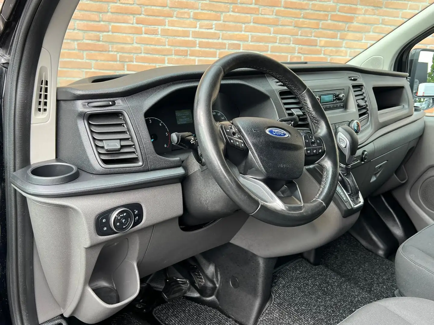 Ford Transit Custom 2.0TDCI 130PK Aut. / Cruisecontrol / Euro6 Schwarz - 2