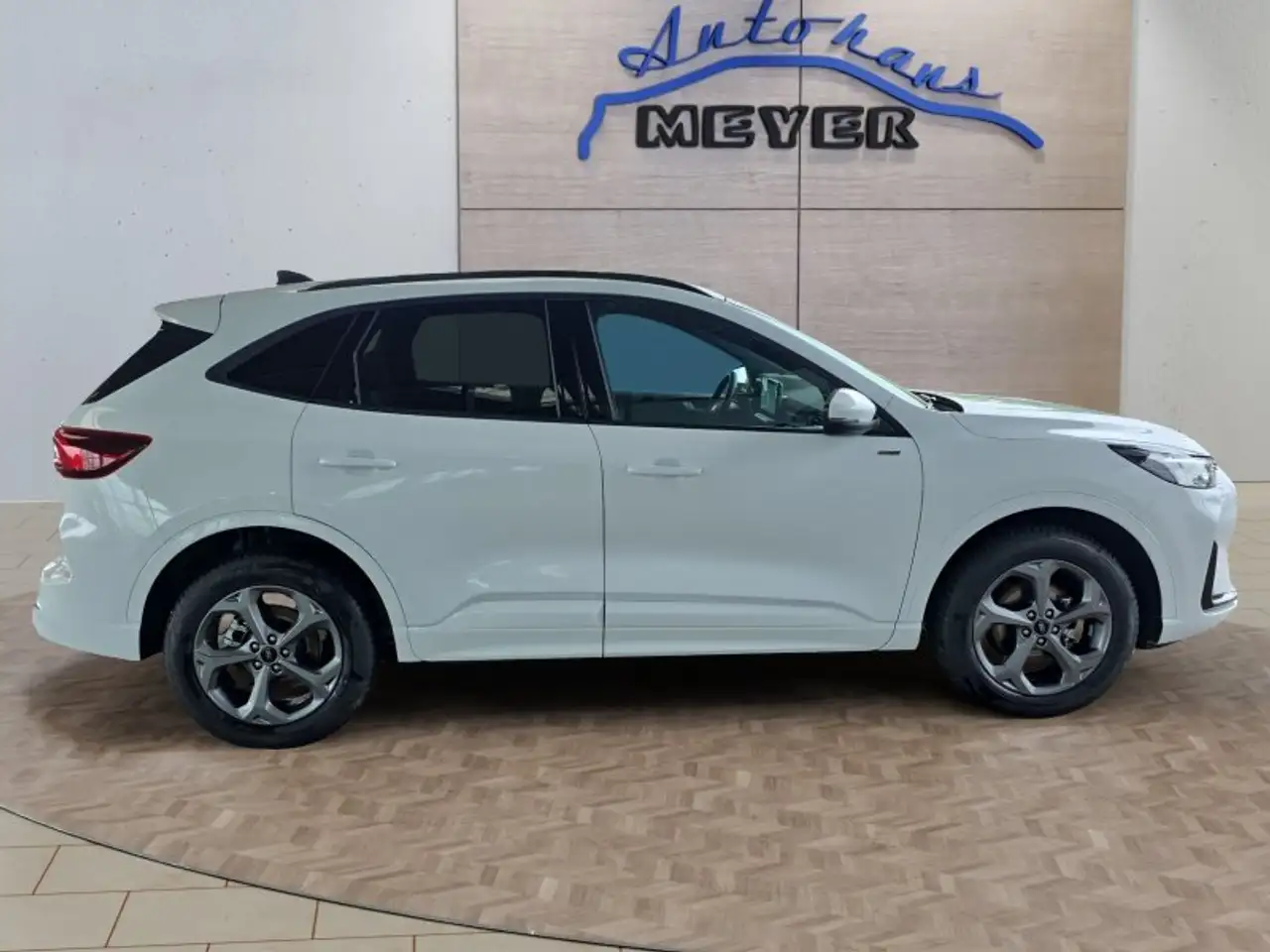Ford Kuga ST-Line 1,5 186PS Aut.aAHK/5*J.Gar/Navi/Kamera/Win 6