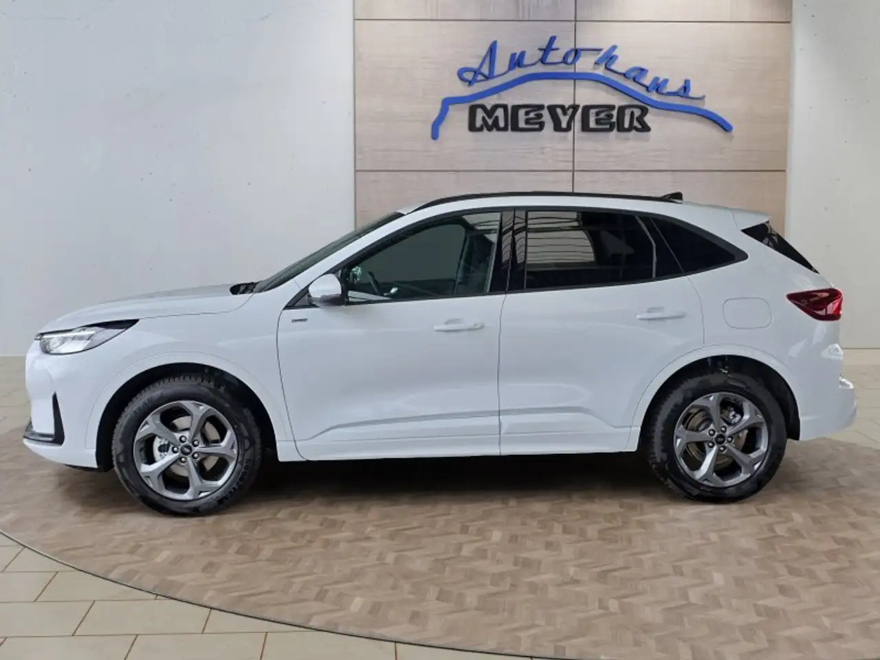 Ford Kuga ST-Line 1,5 186PS Aut.aAHK/5*J.Gar/Navi/Kamera/Win 2