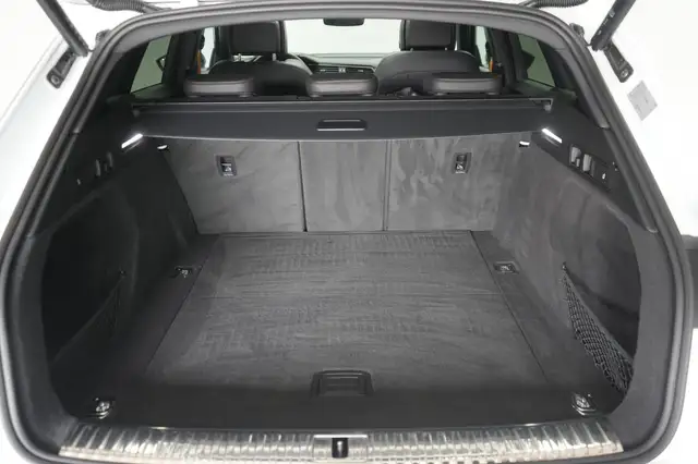 Audi E-Tron view 7