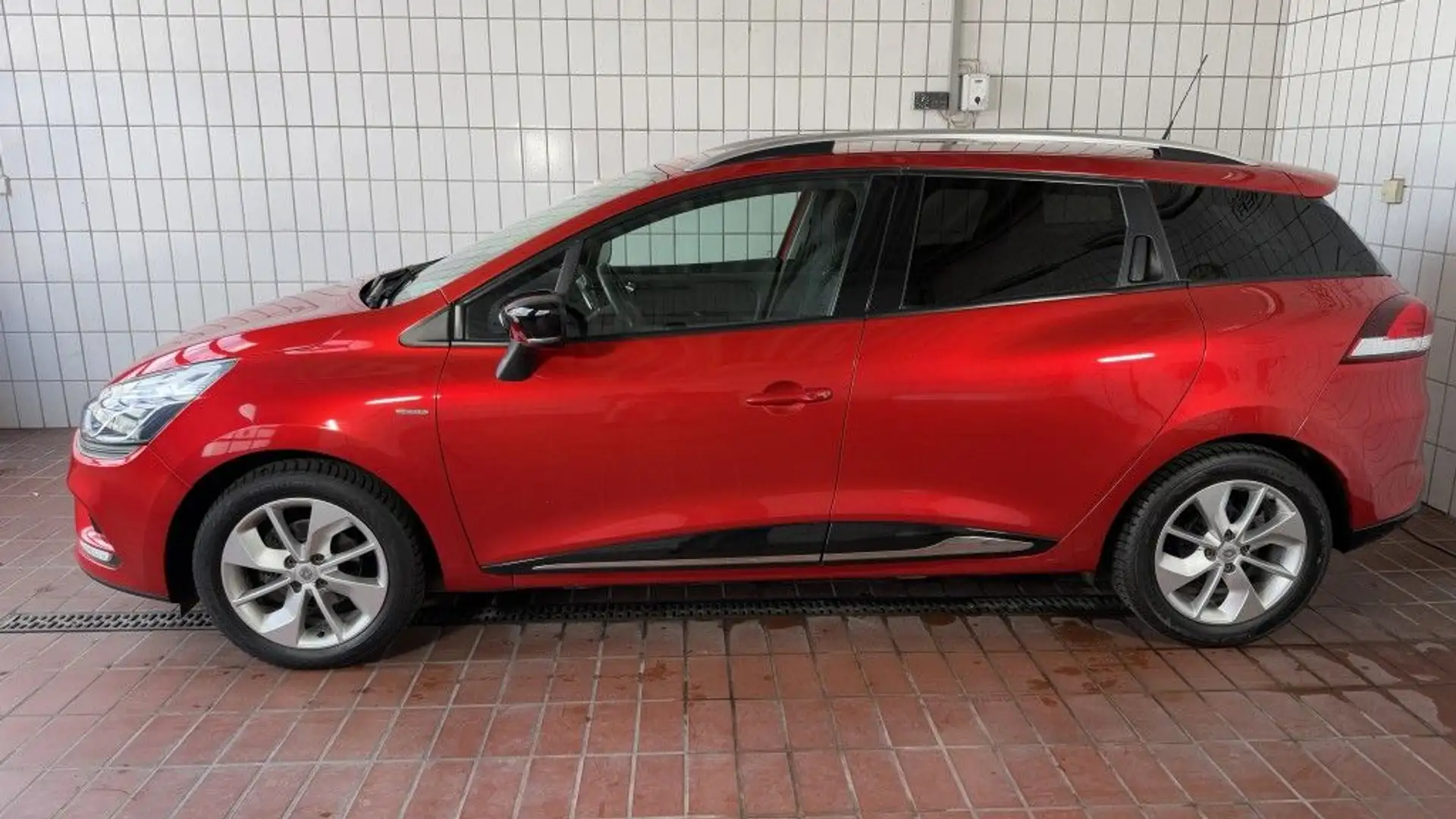 Renault Clio Grandtour TCe 90LIMITED*AHK*ALLWETTER*PDC* Rot - 2