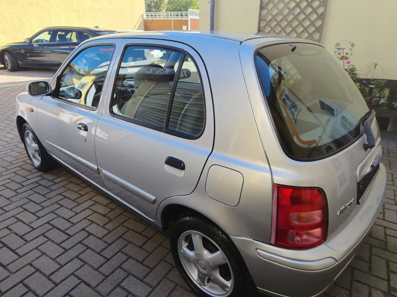 Nissan Micra 1.4 Eleganz, foto 2