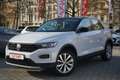 Volkswagen T-Roc 1.5 TSI DSG Style LED Navi Sitzheizung PDC Weiß - thumbnail 2
