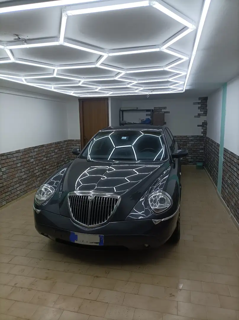 Lancia Thesis 2.0 turbo 20v Emblema - 1