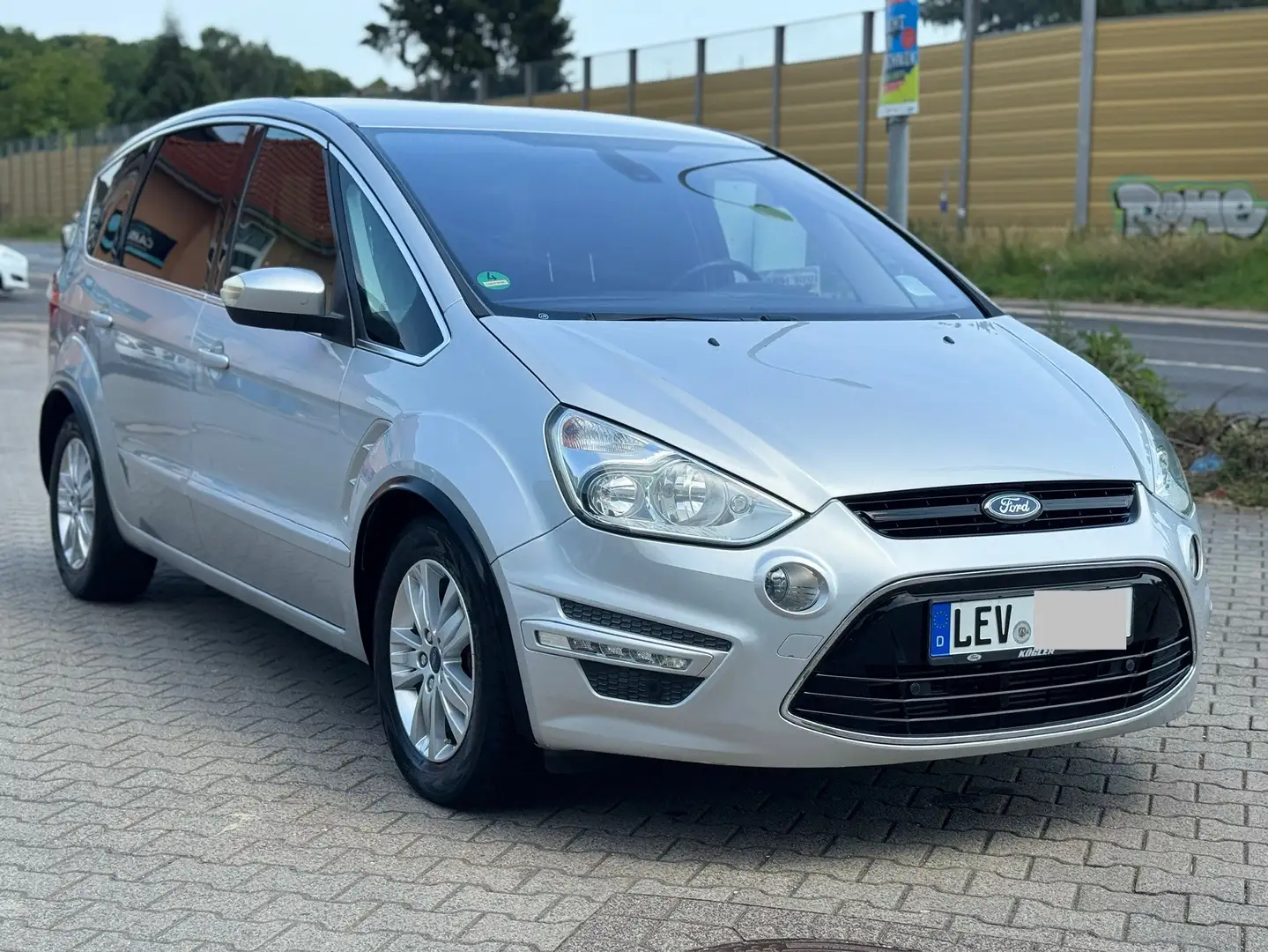 Ford S-Max S-Max 2.0 EcoBoost Titanium Silber - 2
