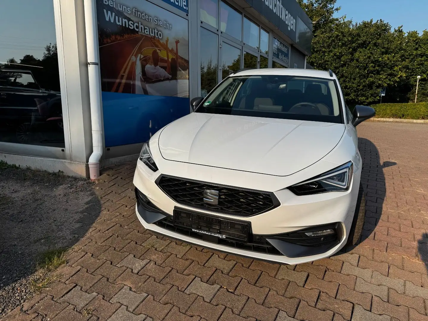 SEAT Leon 2.0 TDI FR MATRIX LED Weiß - 1
