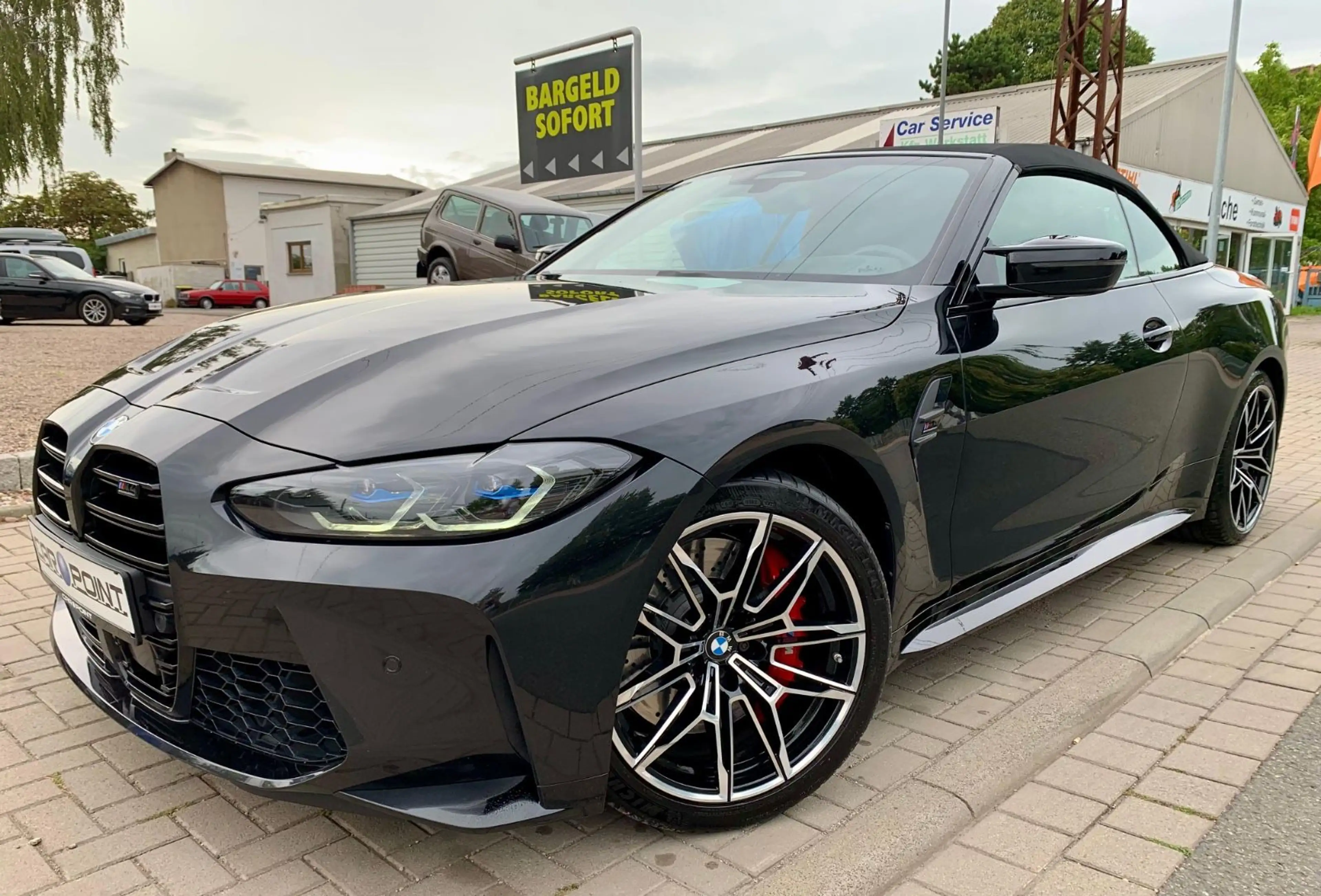 BMW M4 Cabrio xDrive Competition, Service NEU