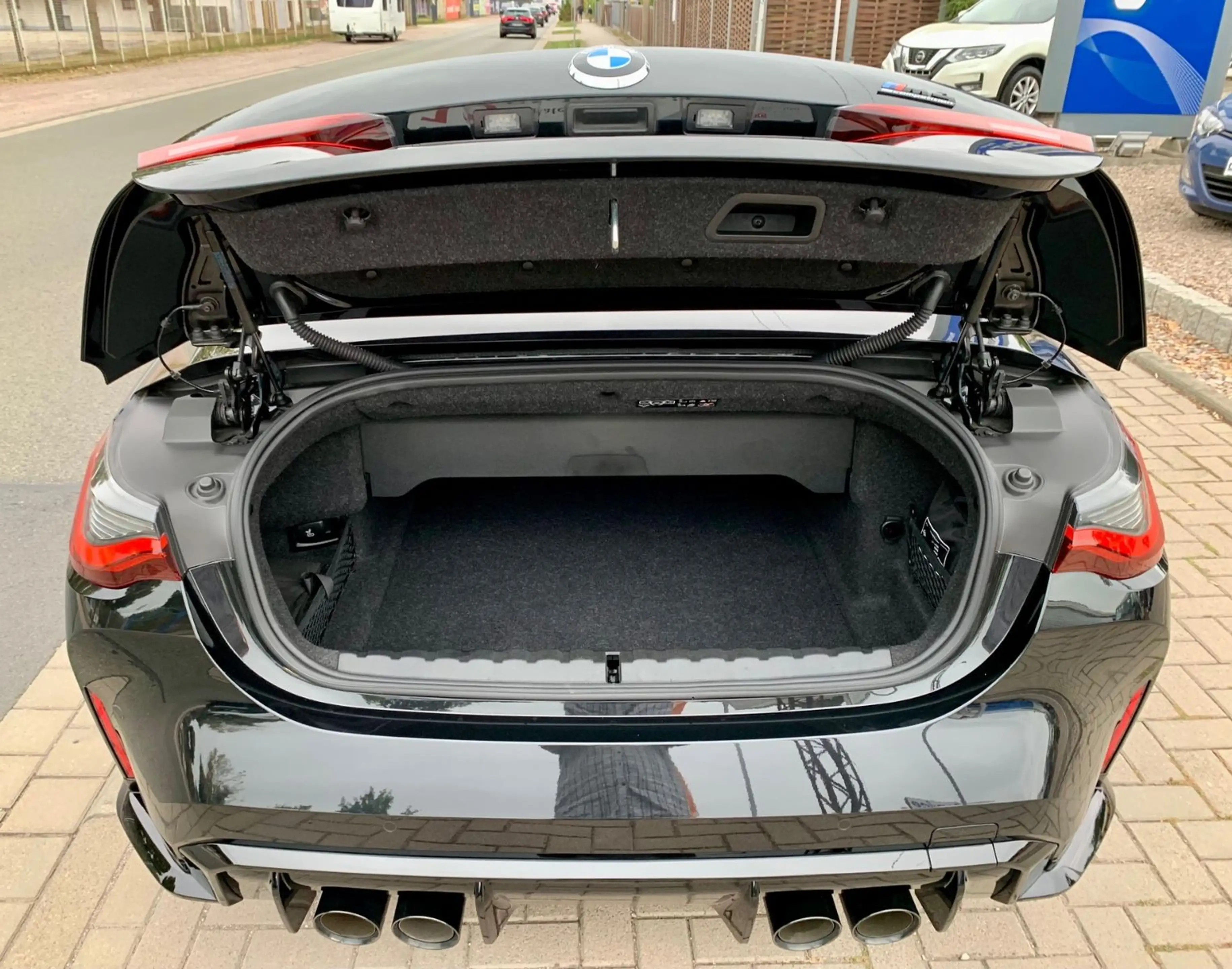 BMW M4 Cabrio xDrive Competition, Service NEU — photo 9