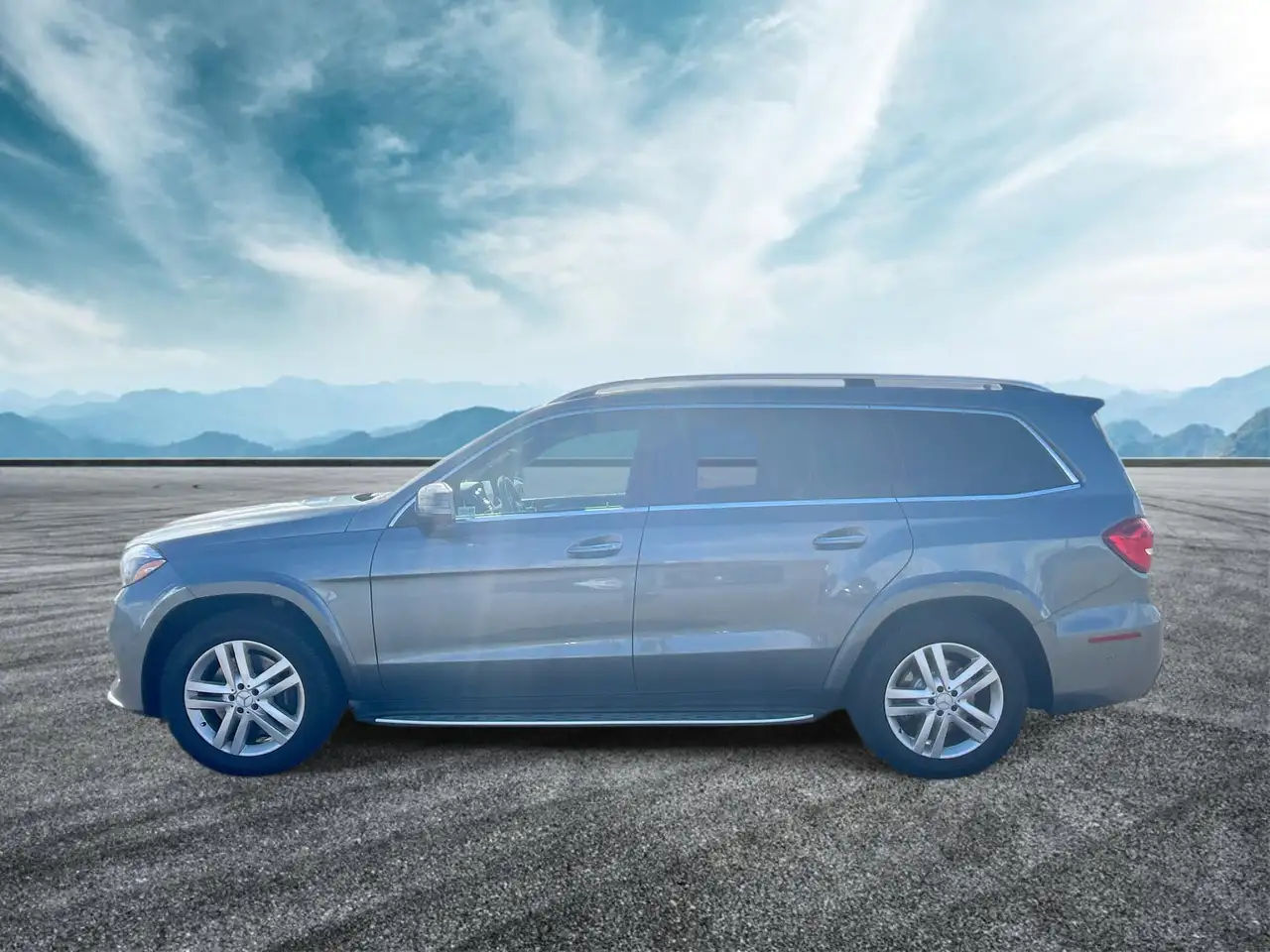 Mercedes-Benz GLS снимка Mercedes-Benz GLS