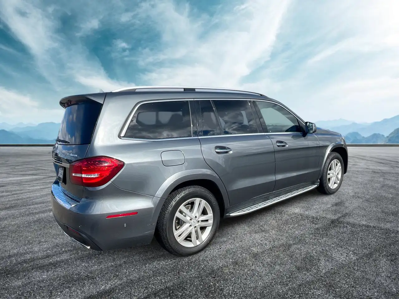 Mercedes-Benz GLS снимка Mercedes-Benz GLS
