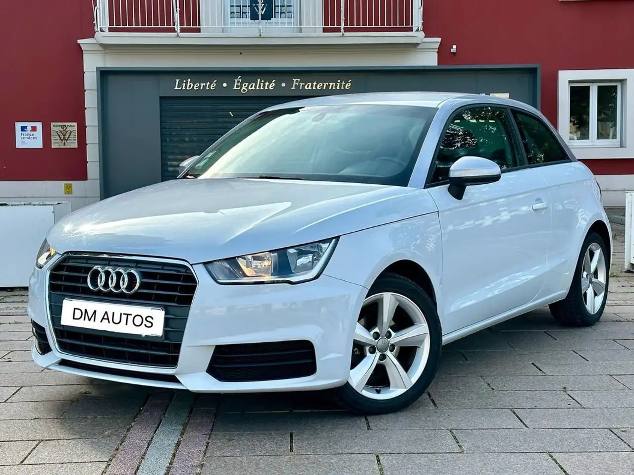 Audi A1 ultra ambiente 1.4 tdi 2016 90ch