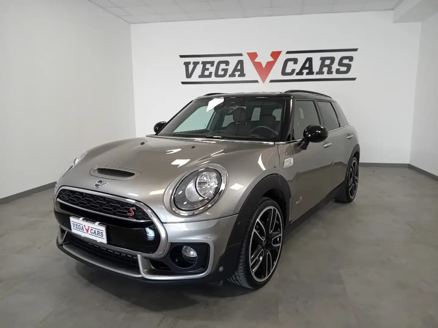 MINI John Cooper Works Clubman 2.0 Cooper SD C.AUT. - PROMO Szary - 1