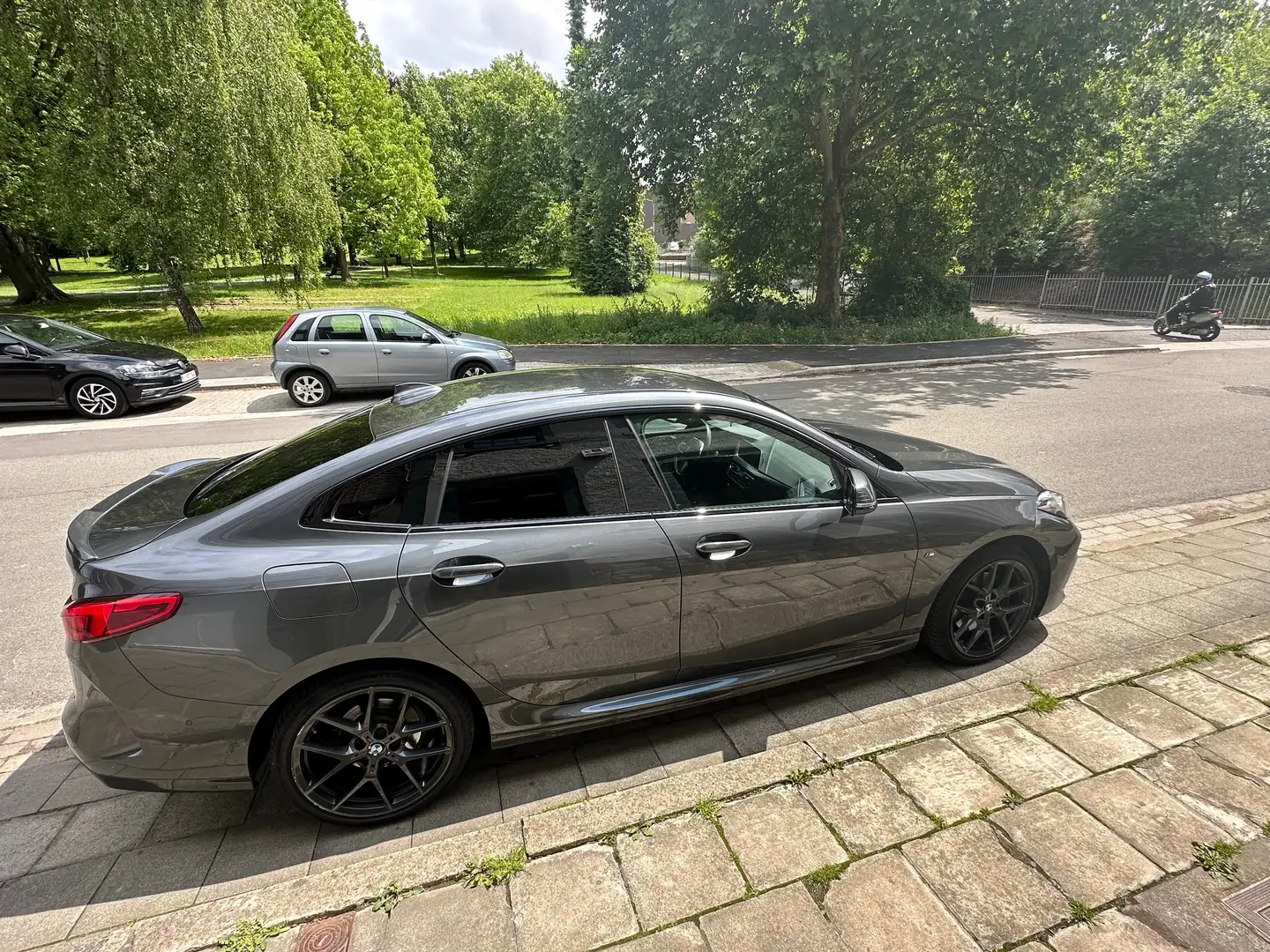 BMW 216 BMW 216d Gran Coupé Gri - 1