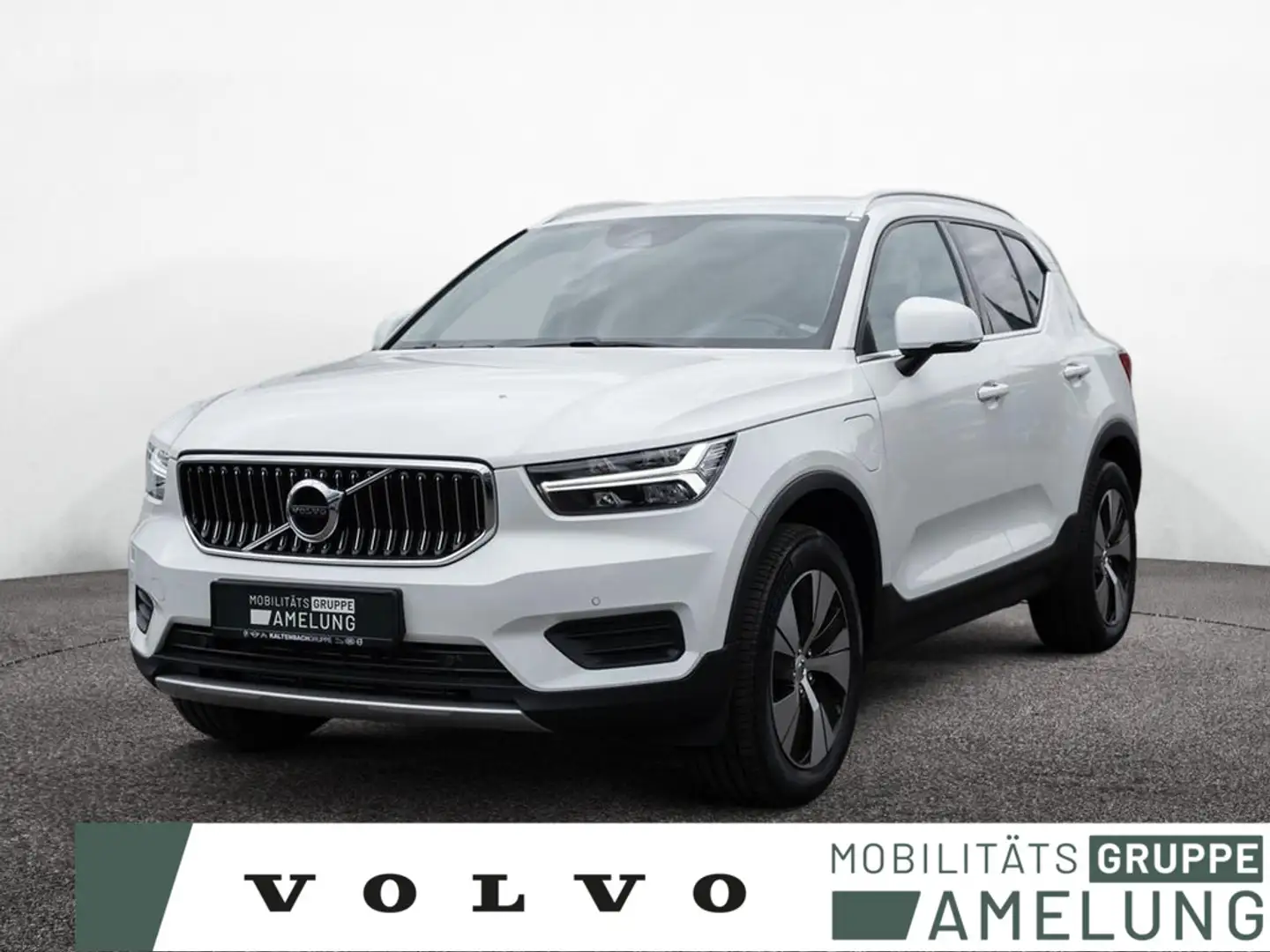 Volvo XC40 T5 Inscription Expression Recharge Plug-In Hybrid Weiß - 1