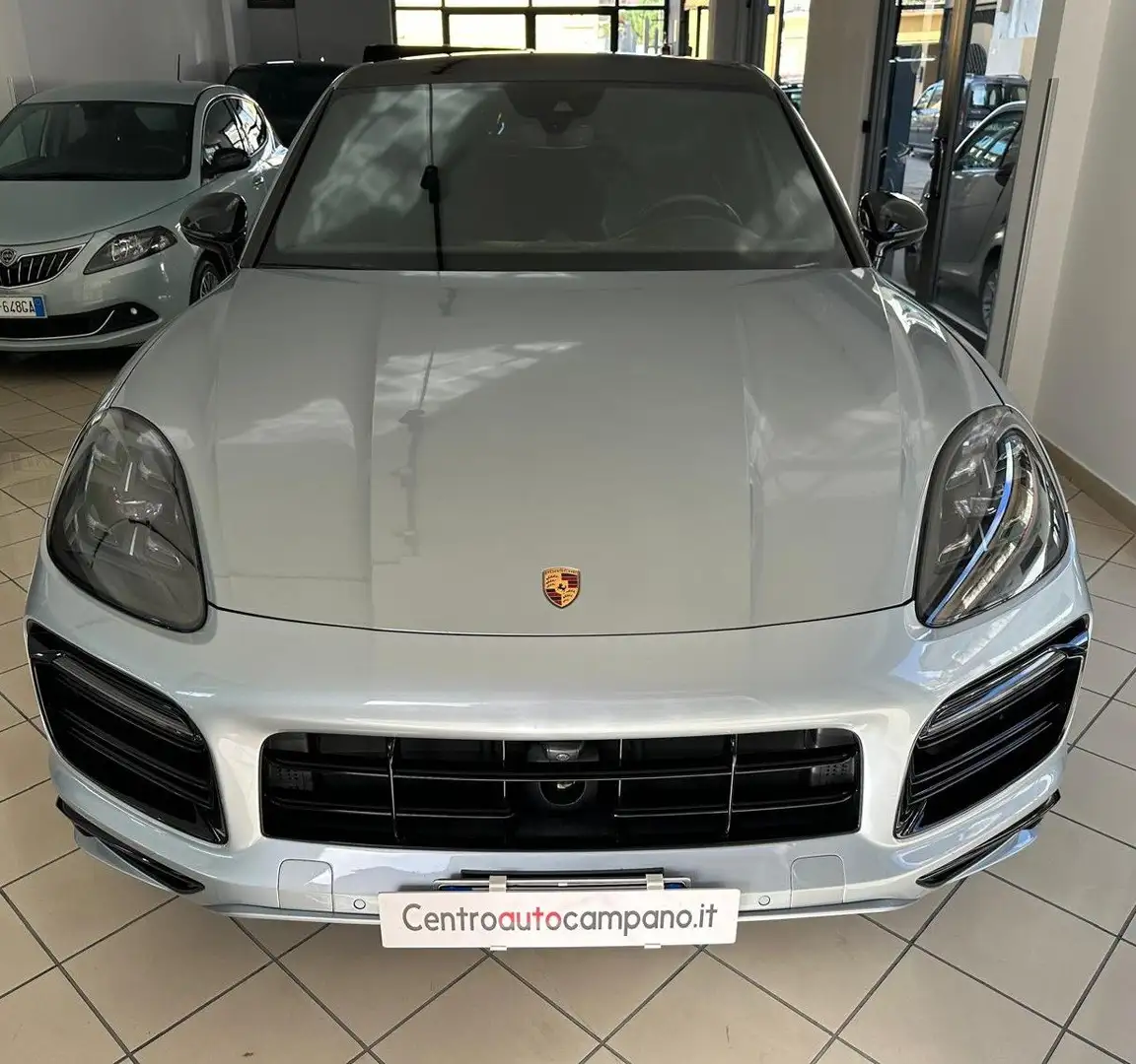 Porsche Cayenne Coupe 4.0 GTS tiptronic Argent - 1