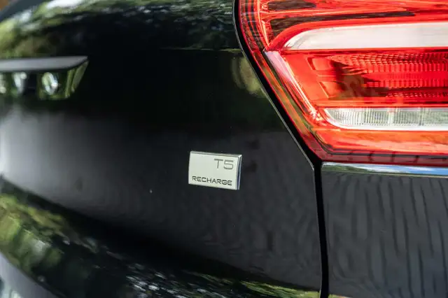 Volvo XC40 view 17