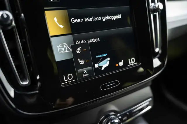 Volvo XC40 view 27