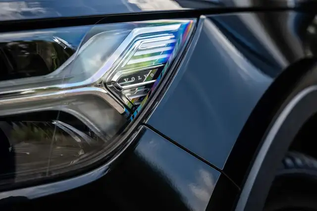Volvo XC40 view 6