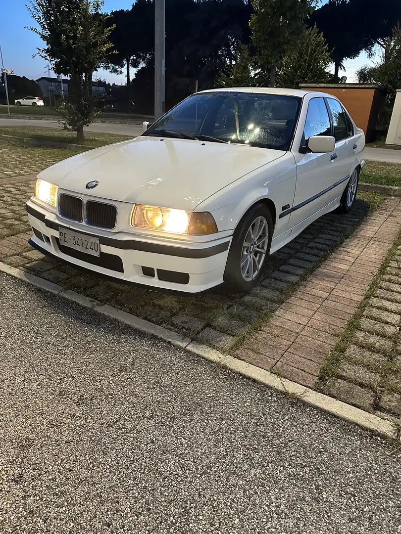 BMW 318 318i cat. - 1