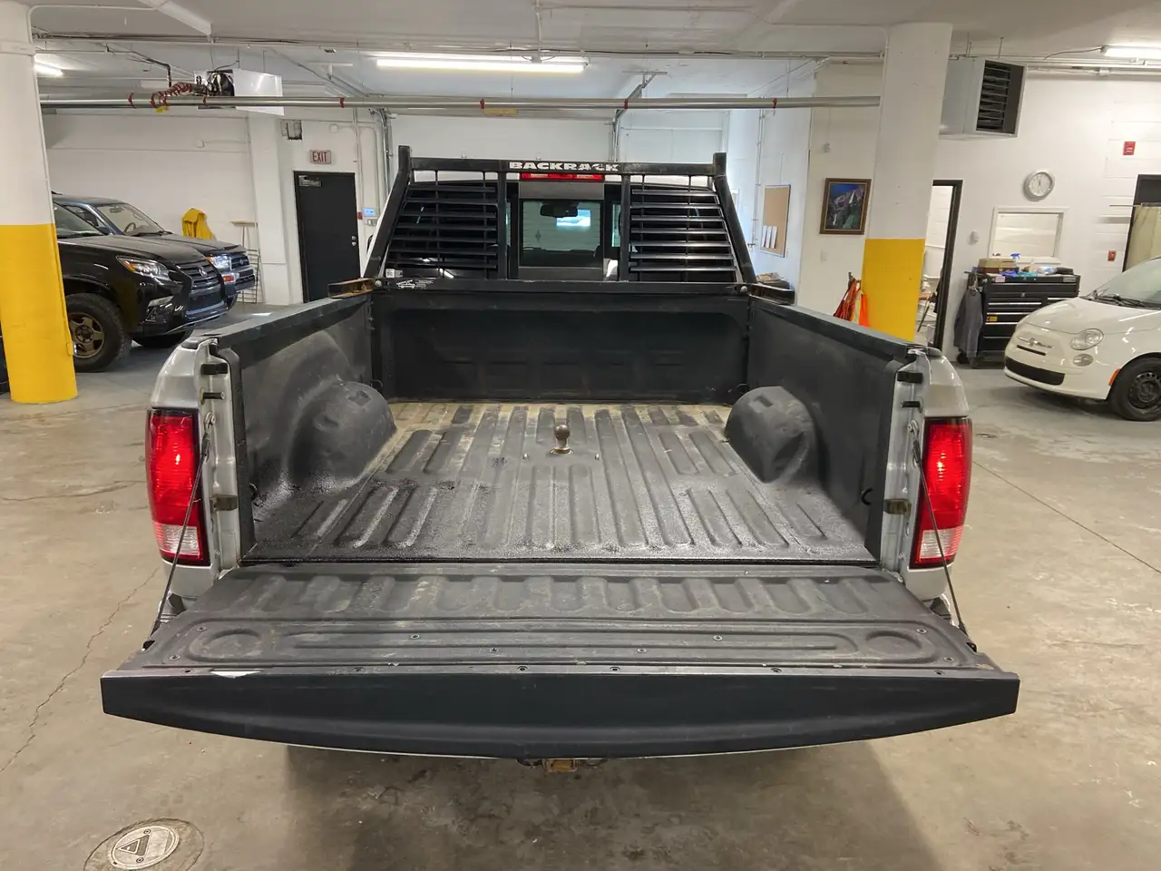 RAM 2500 снимка RAM 2500