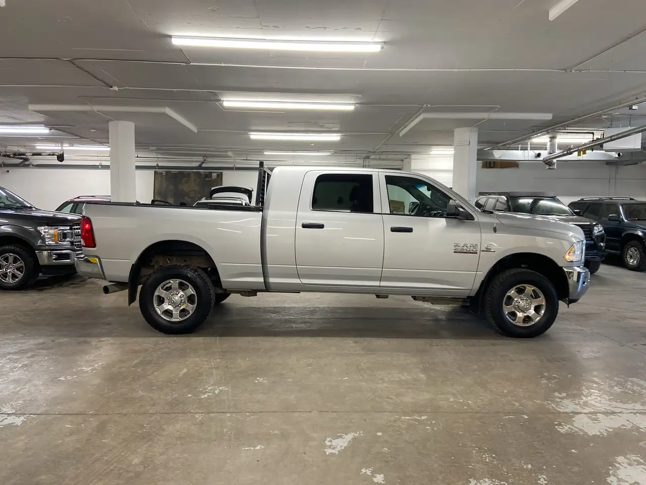 RAM 2500 снимка RAM 2500