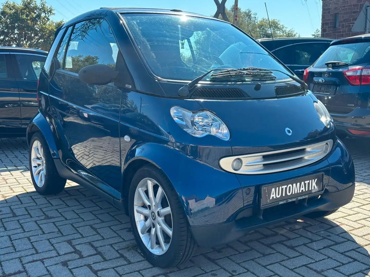 smart forTwo fortwo cabrio TÜV NEU 8-fach bereift Schwarz - 2