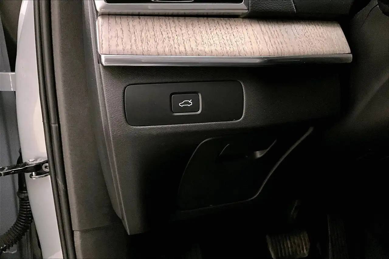 Volvo XC90 снимка Volvo XC90