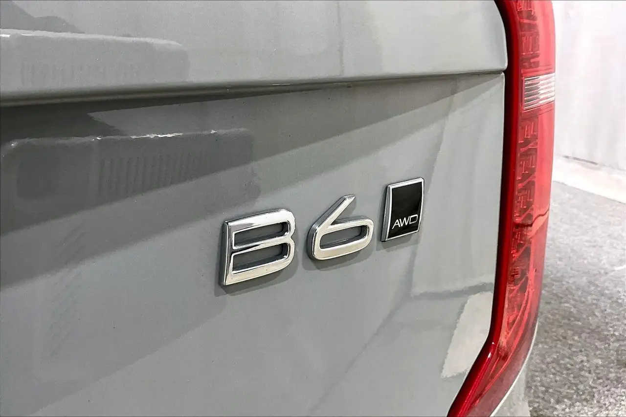Volvo XC90 снимка Volvo XC90
