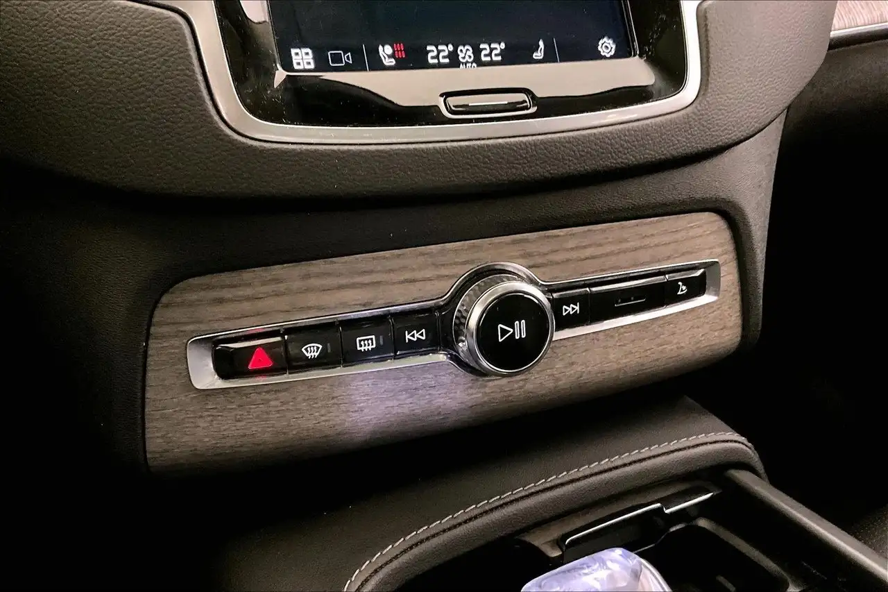 Volvo XC90 снимка Volvo XC90