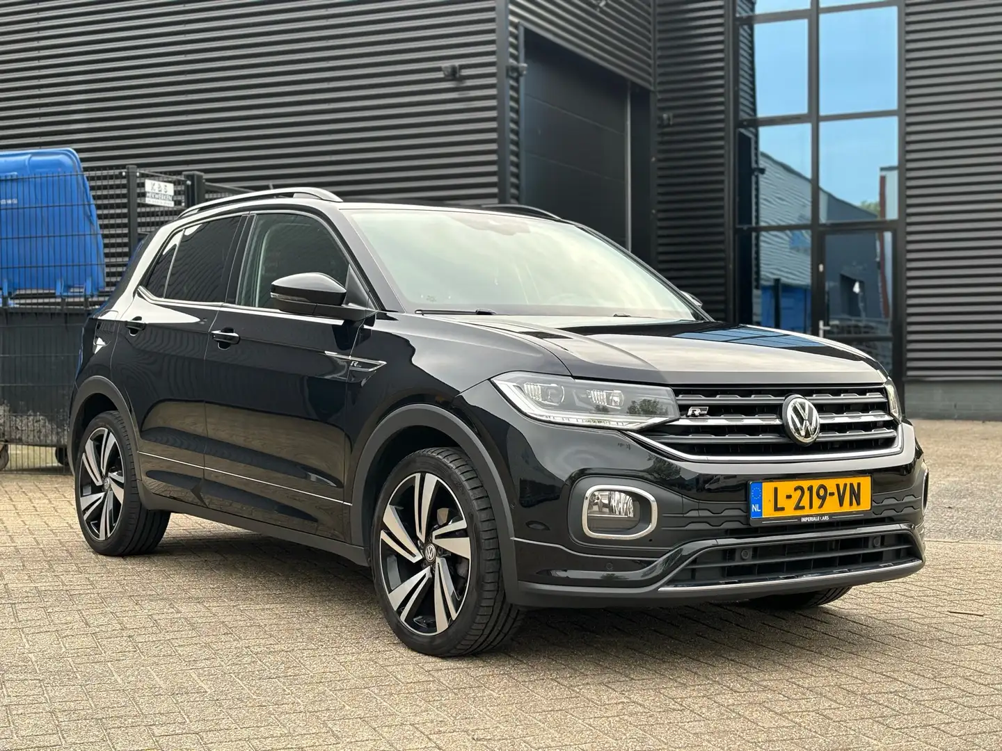 Volkswagen T-Cross 1.5 TSI Style Bns R-line 150PK AUTOMAAT 2020 Zwart - 1