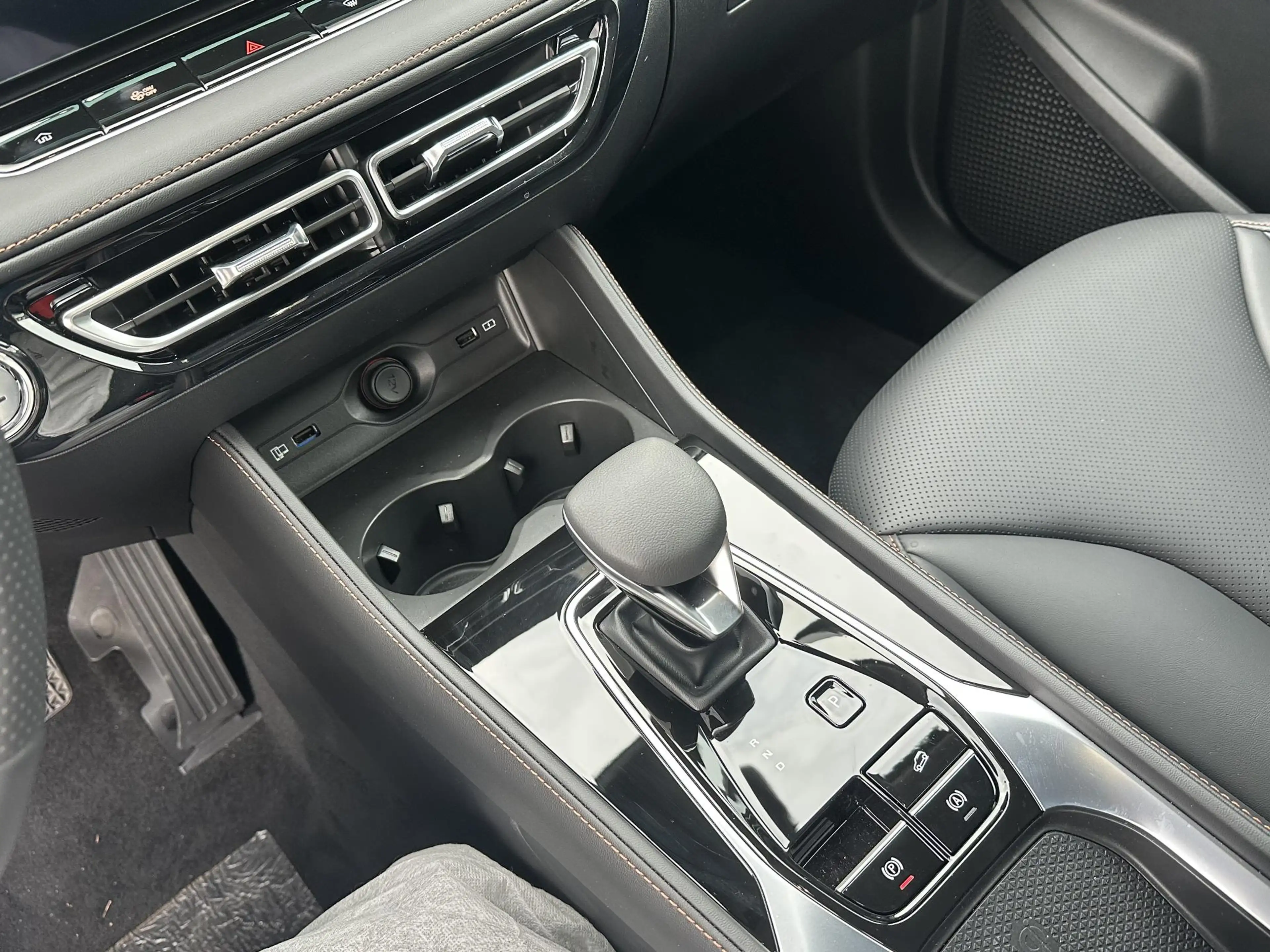 MG HS MG PHEV 1.5 Luxury PLUG-IN HYBRIDE | 272 PK | NIEU — photo 23