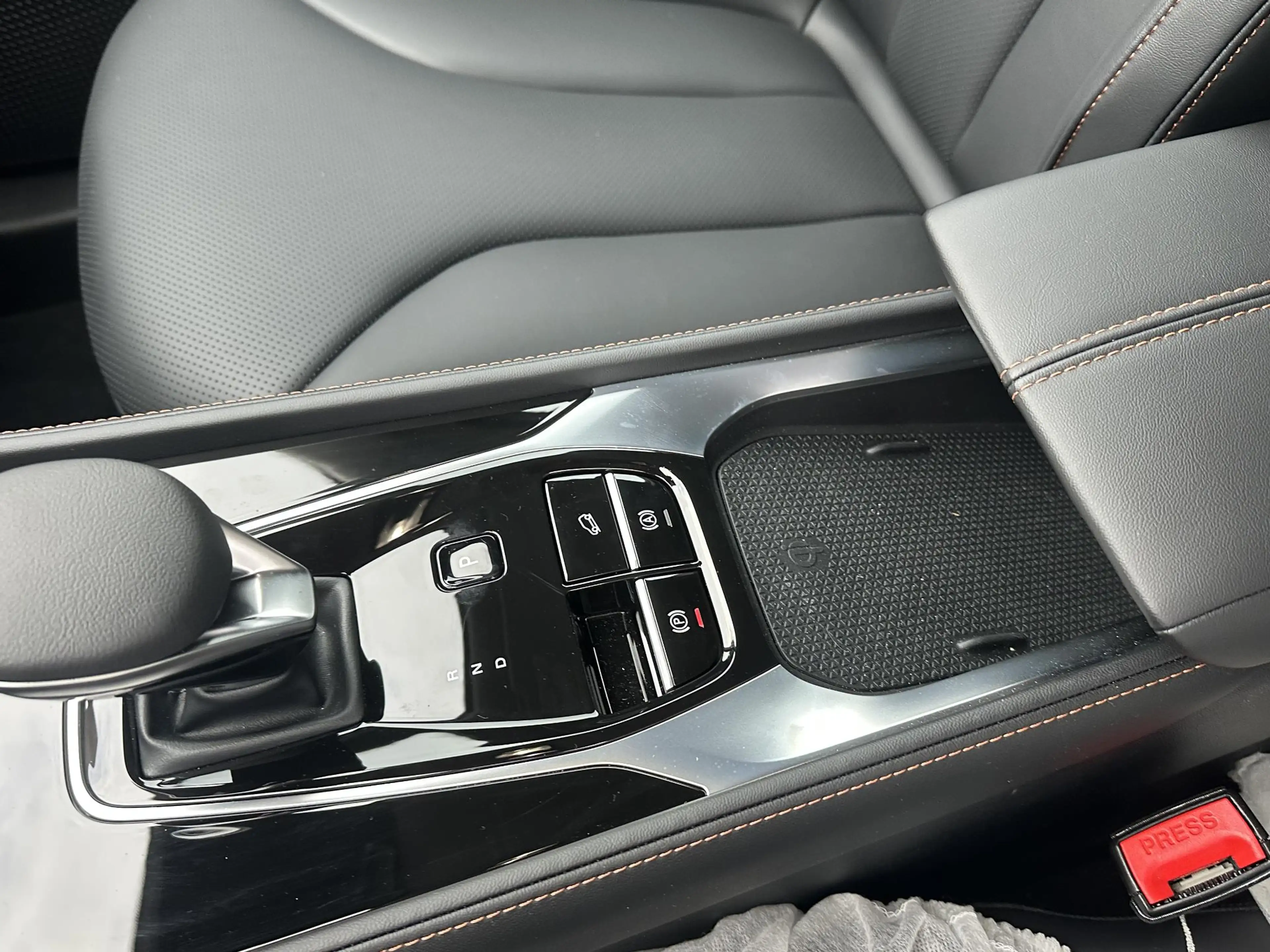 MG HS MG PHEV 1.5 Luxury PLUG-IN HYBRIDE | 272 PK | NIEU — photo 28