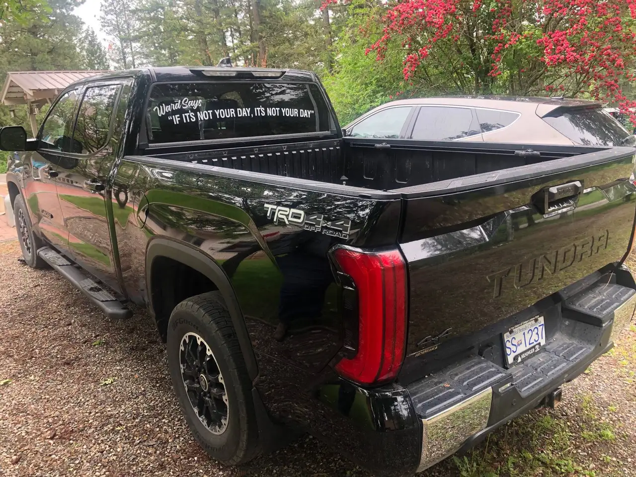 Toyota Tundra снимка Toyota Tundra