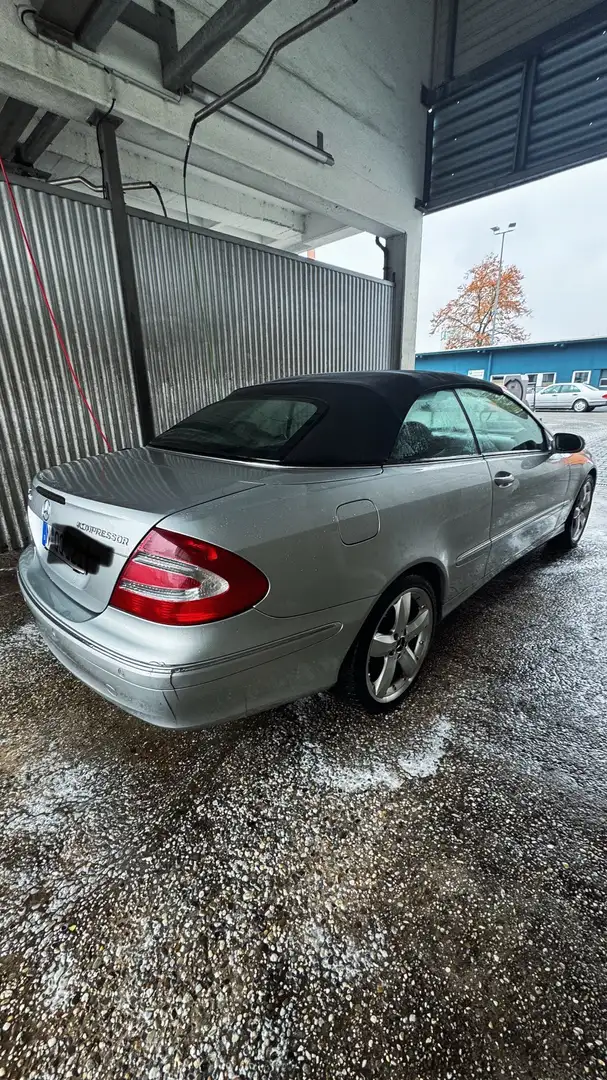 Mercedes-Benz CLK 200 kompressor Silber - 2