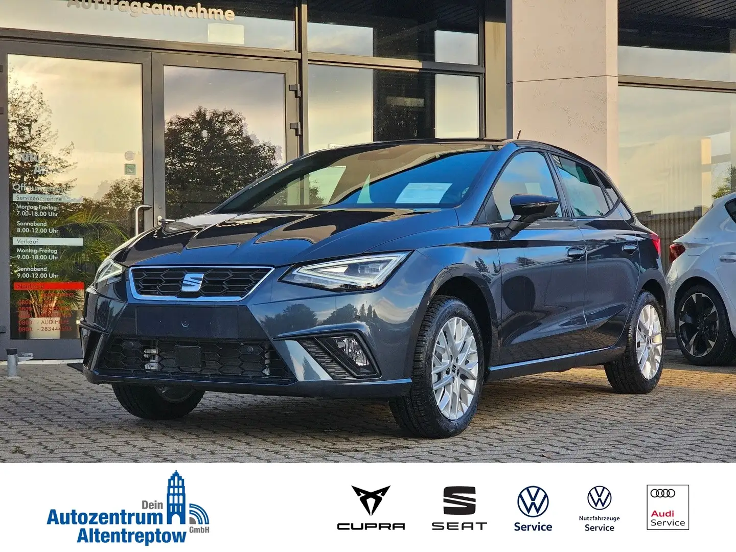 SEAT Ibiza 1.0 TSI FR SH RFK Navi LED Grau - 1