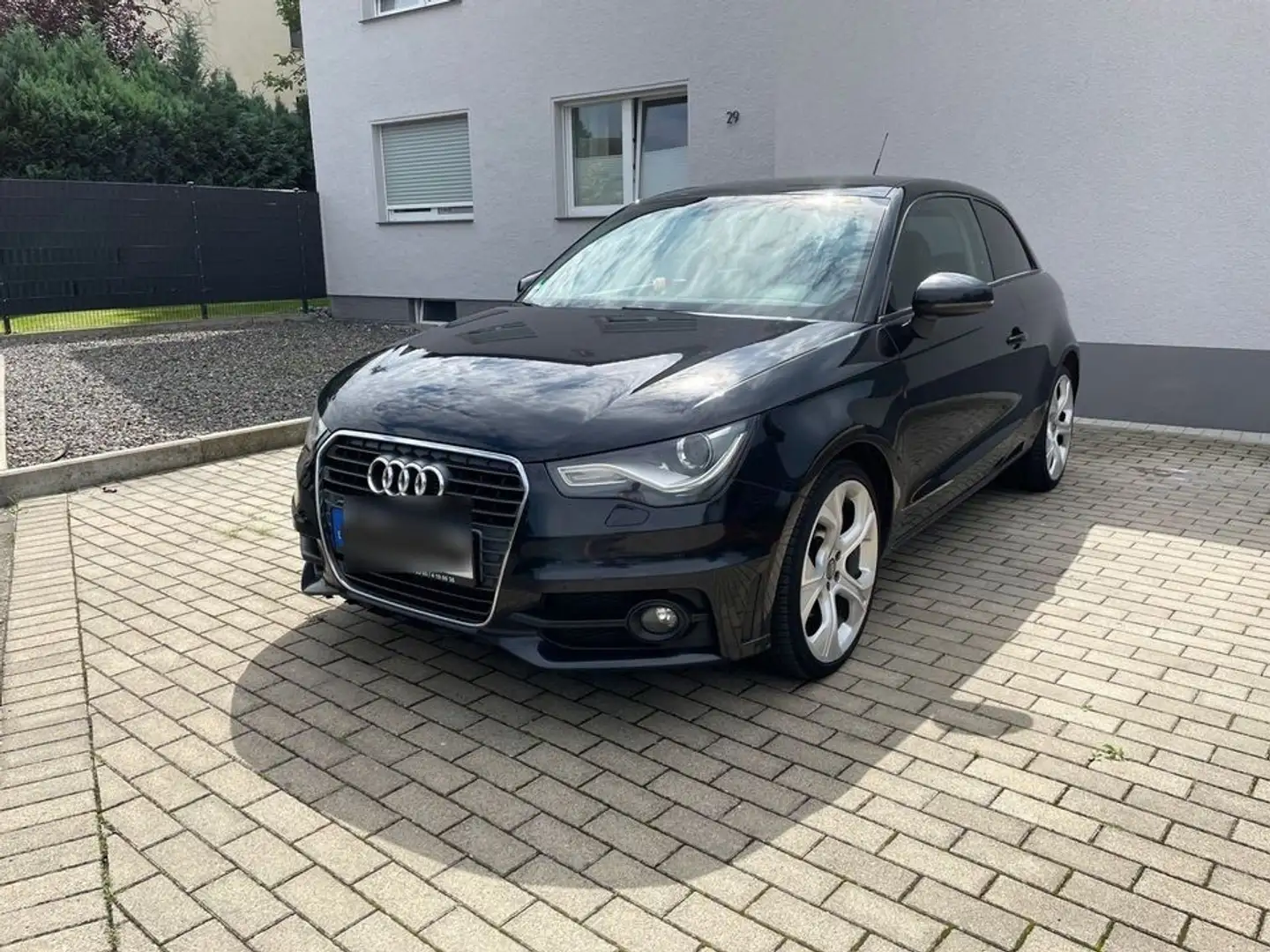 Audi A1 1.4 TFSI S line Sportpaket - 2