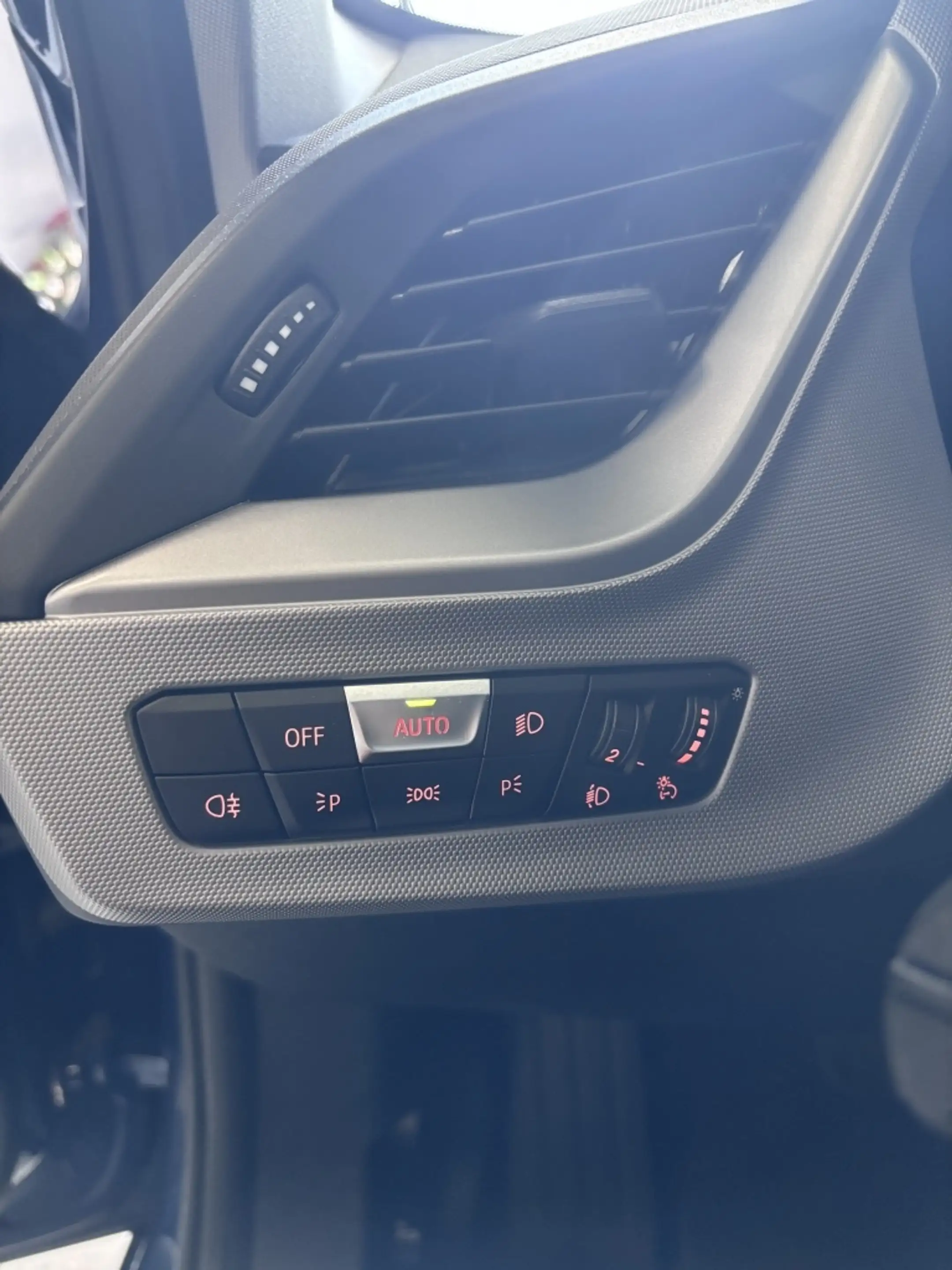 BMW 118 1-serie 118i Intro DEALER ONDERHOUDEN/CARPLAY — photo 24