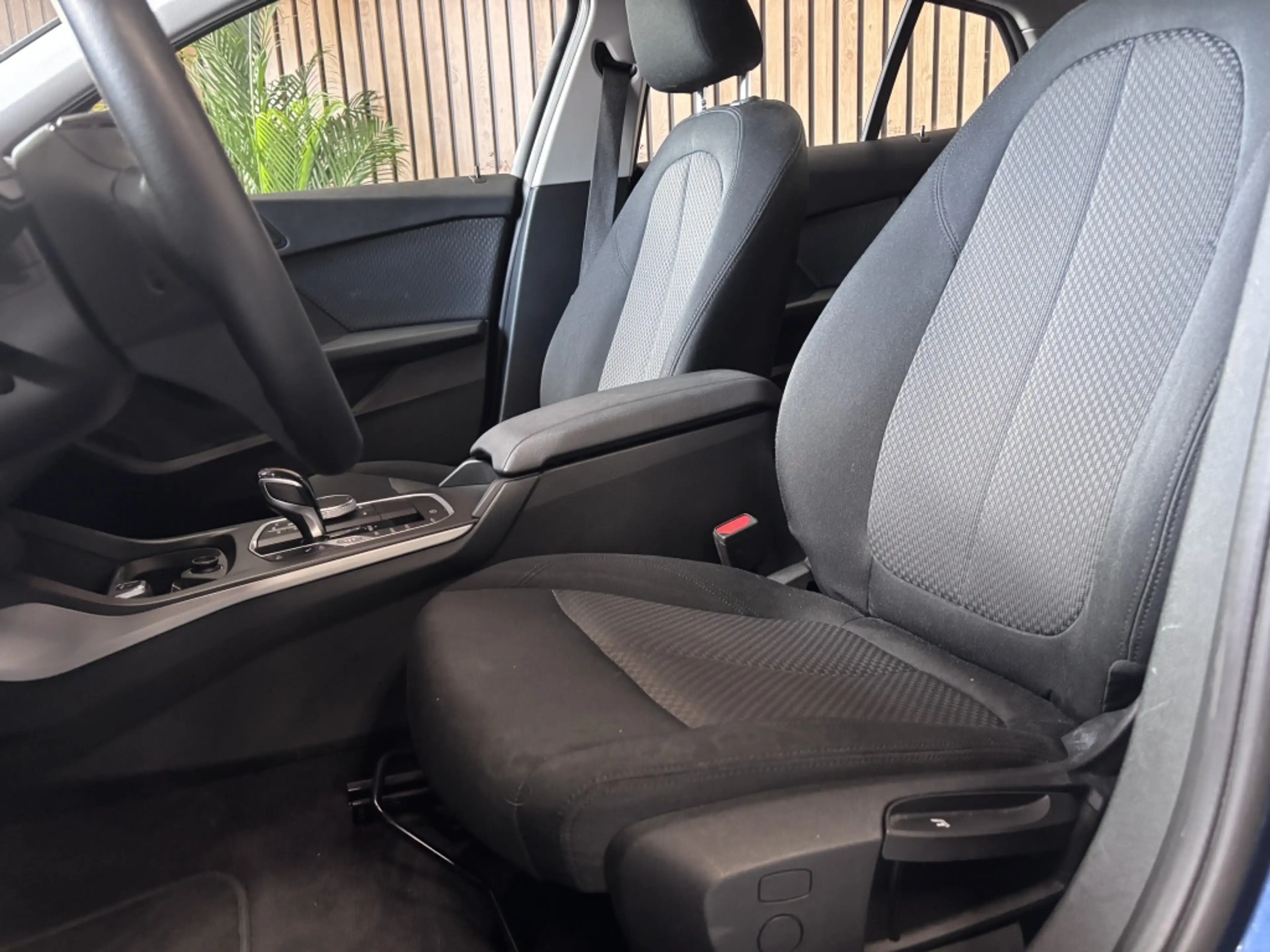 BMW 118 1-serie 118i Intro DEALER ONDERHOUDEN/CARPLAY — photo 25