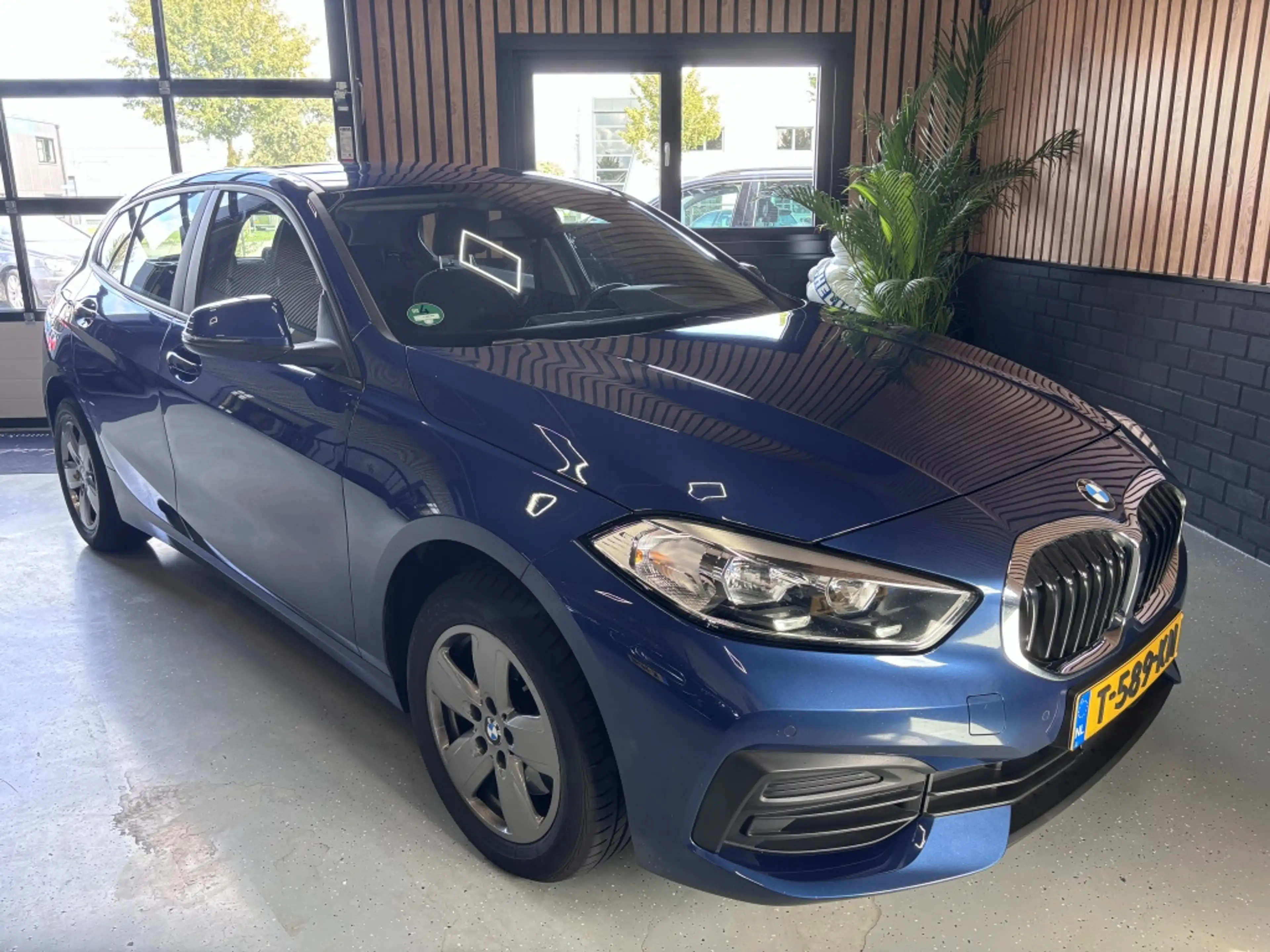 BMW 118 1-serie 118i Intro DEALER ONDERHOUDEN/CARPLAY — photo 10