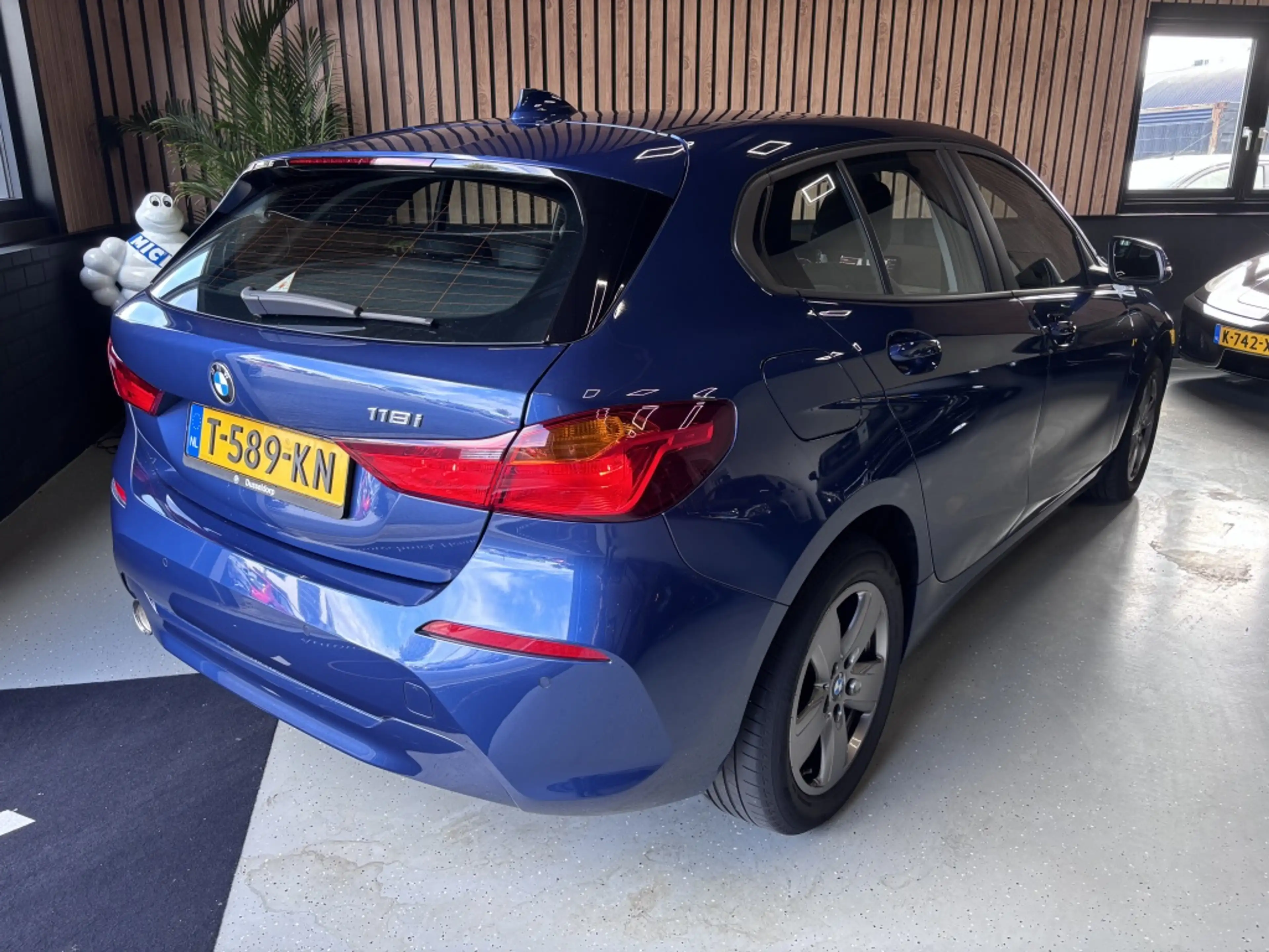 BMW 118 1-serie 118i Intro DEALER ONDERHOUDEN/CARPLAY — photo 5