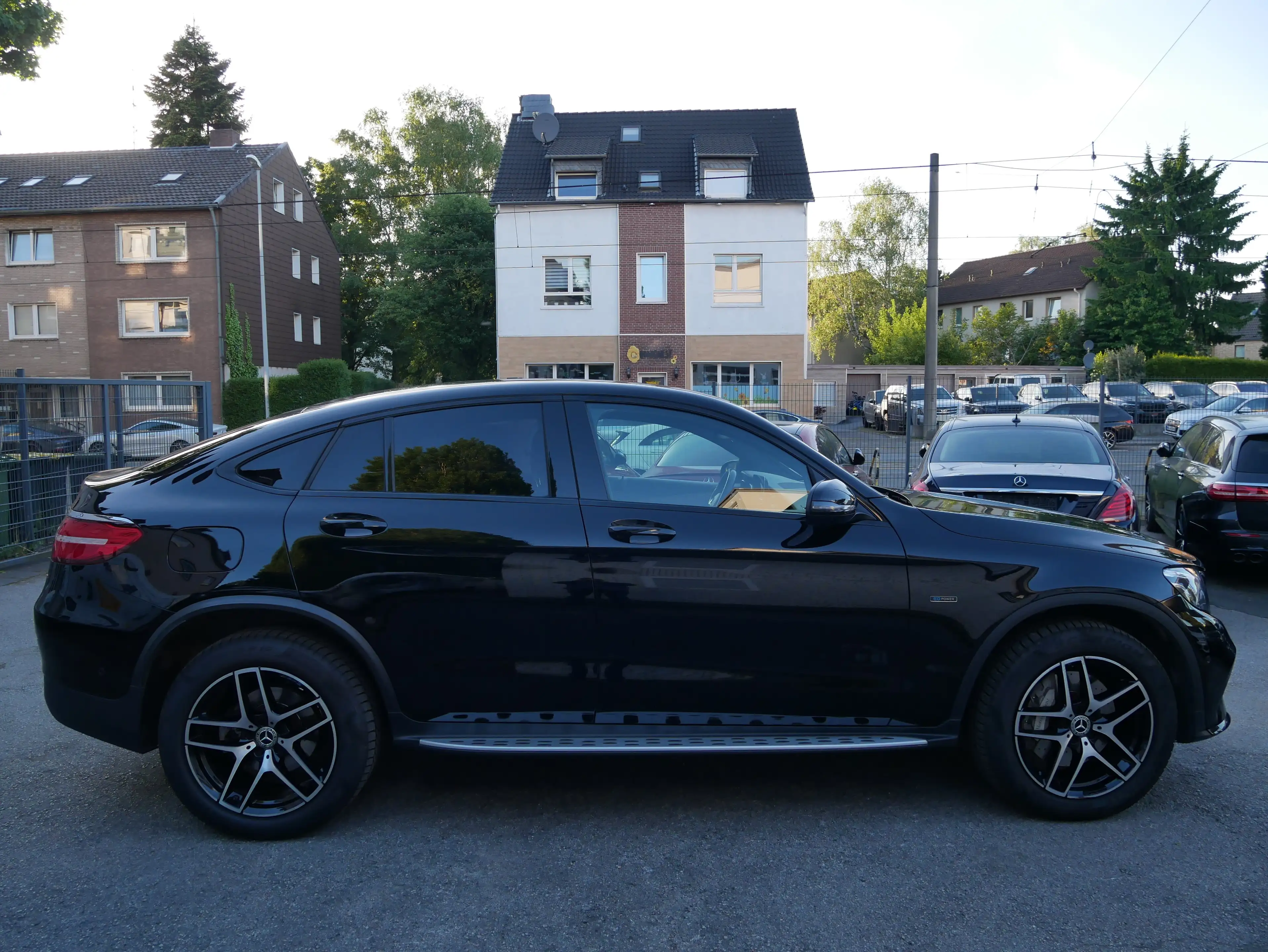Mercedes-Benz GLC 350 GLC 350 e 4Matic Coupe AMG LED Spur Leder Navi Kam — photo 6