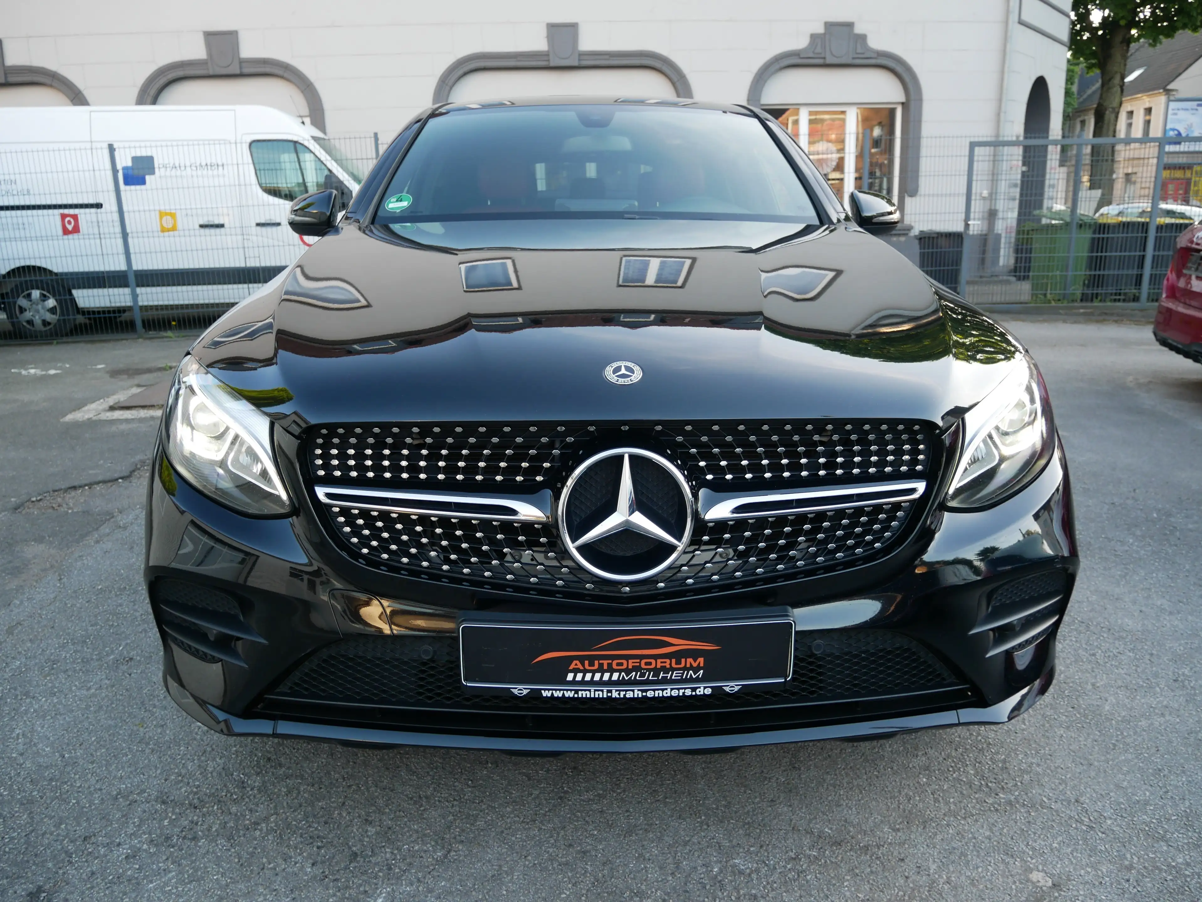 Mercedes-Benz GLC 350 GLC 350 e 4Matic Coupe AMG LED Spur Leder Navi Kam — photo 8